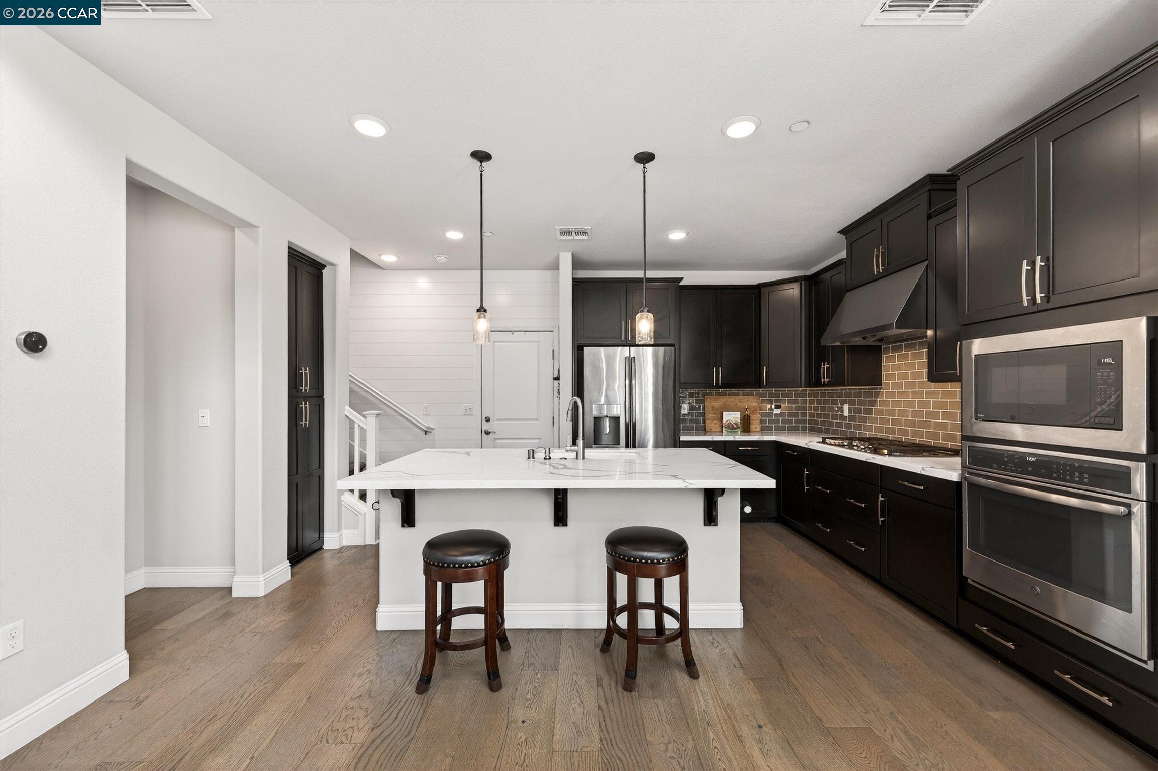 Photo #7: 41137447 Listing: Photo #7