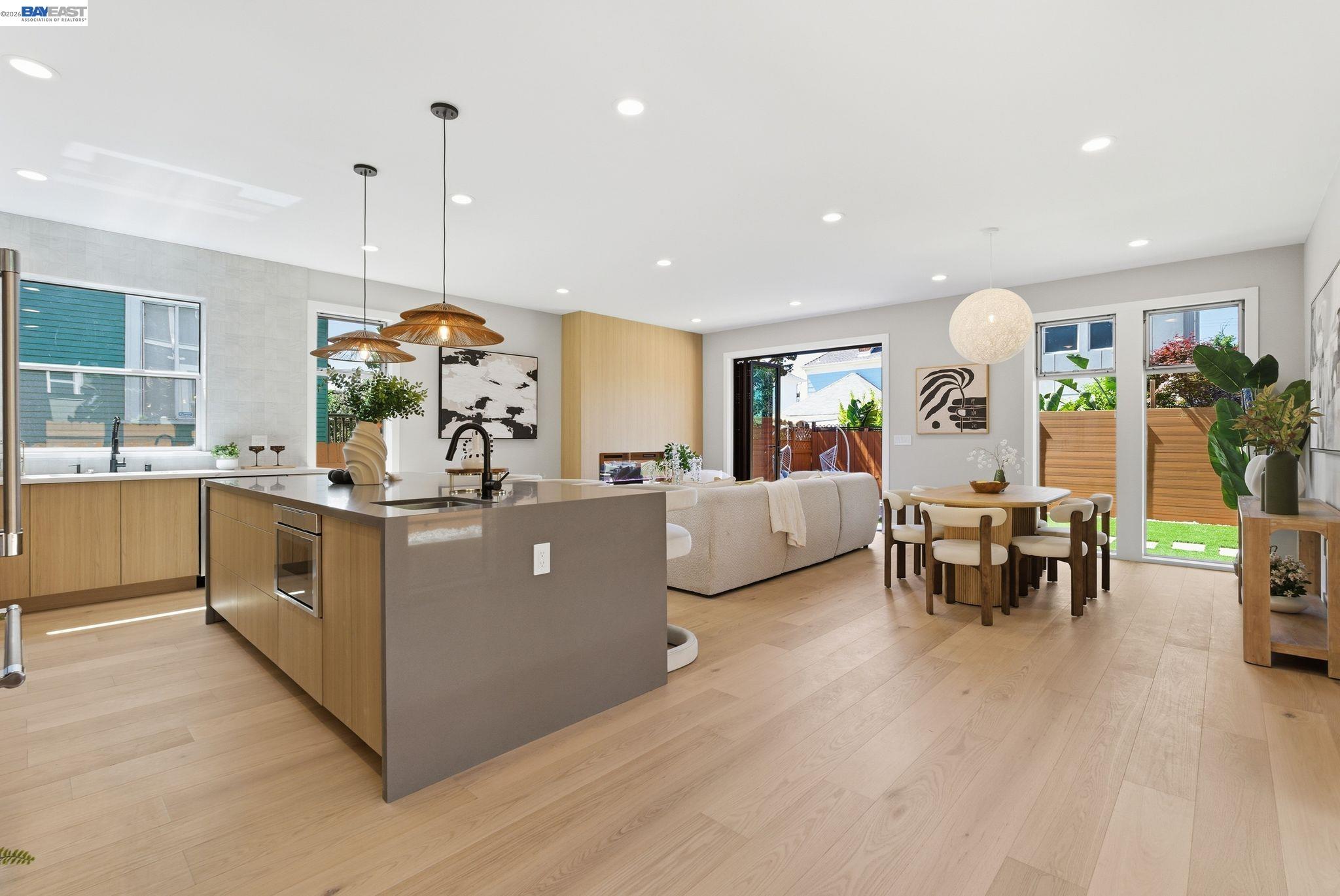 1026 54Th St, Oakland CA 94608 — photo 9