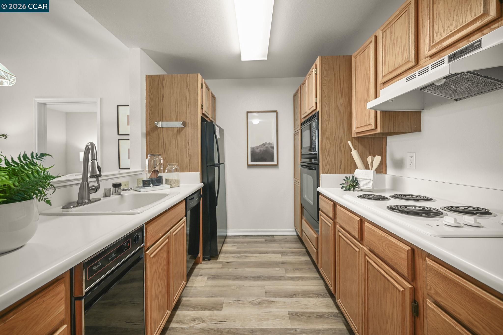 Photo #6: 41137458 Listing: Photo #6
