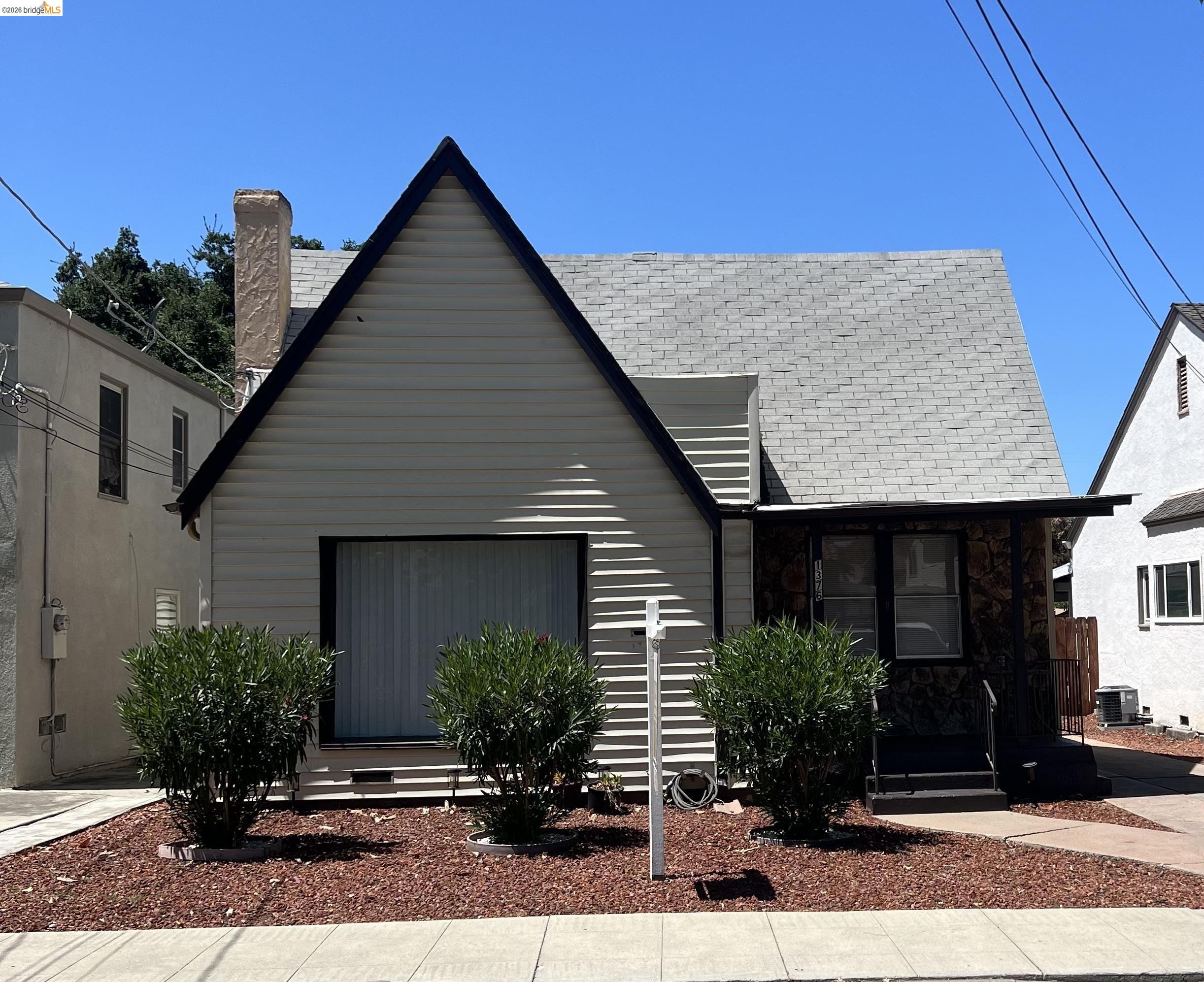 1376 Elm St, Pittsburg, CA 94565