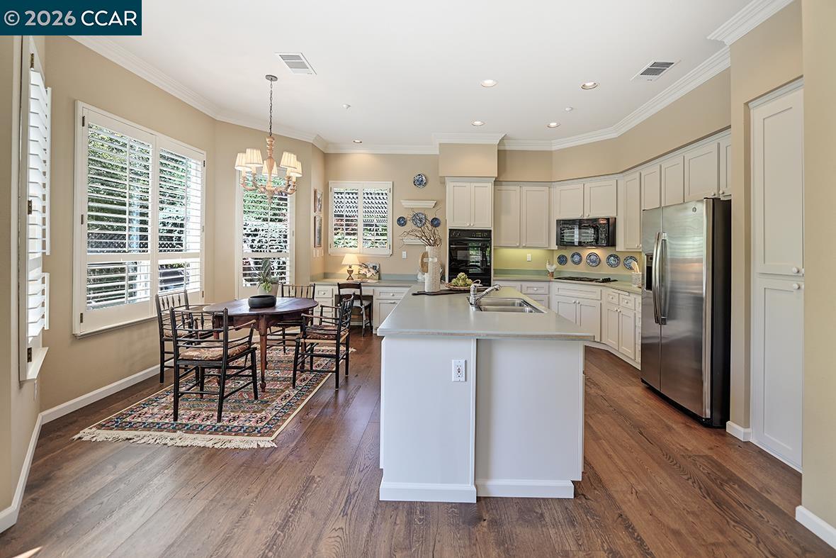 Photo #10: 41137492 Listing: Photo #10