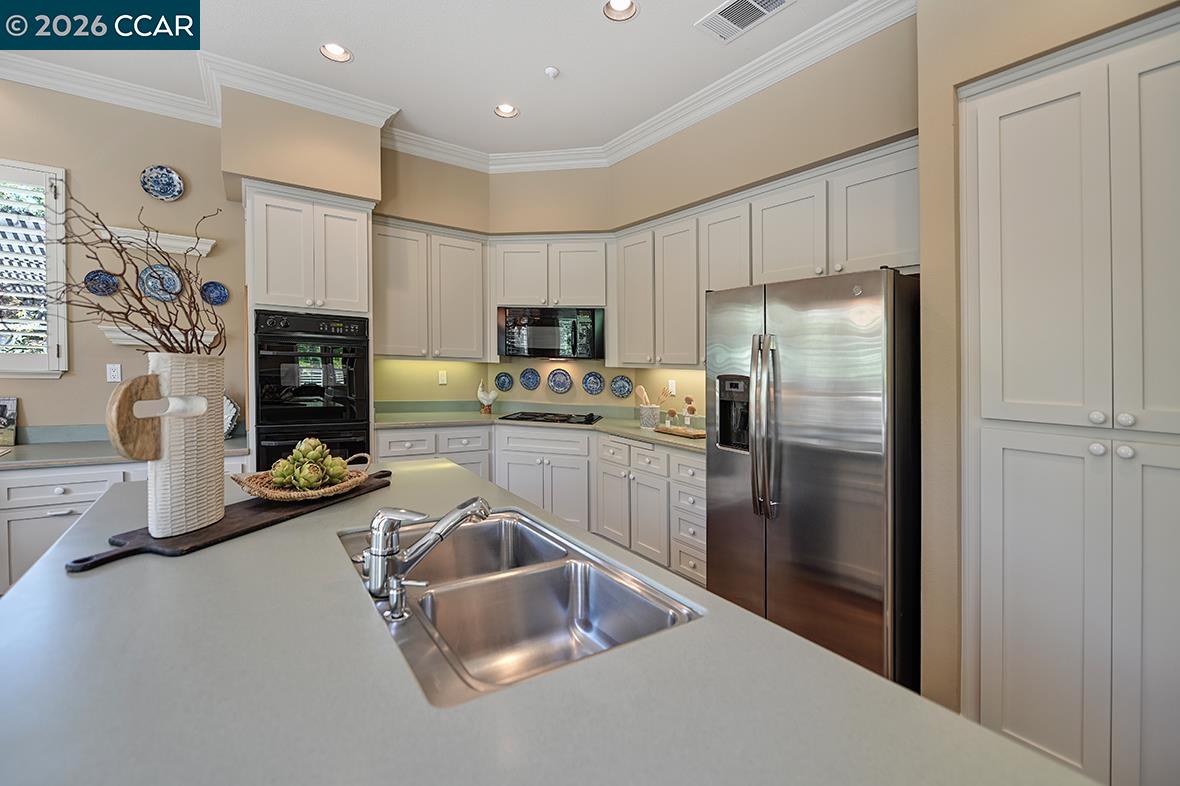 Photo #13: 41137492 Listing: Photo #13