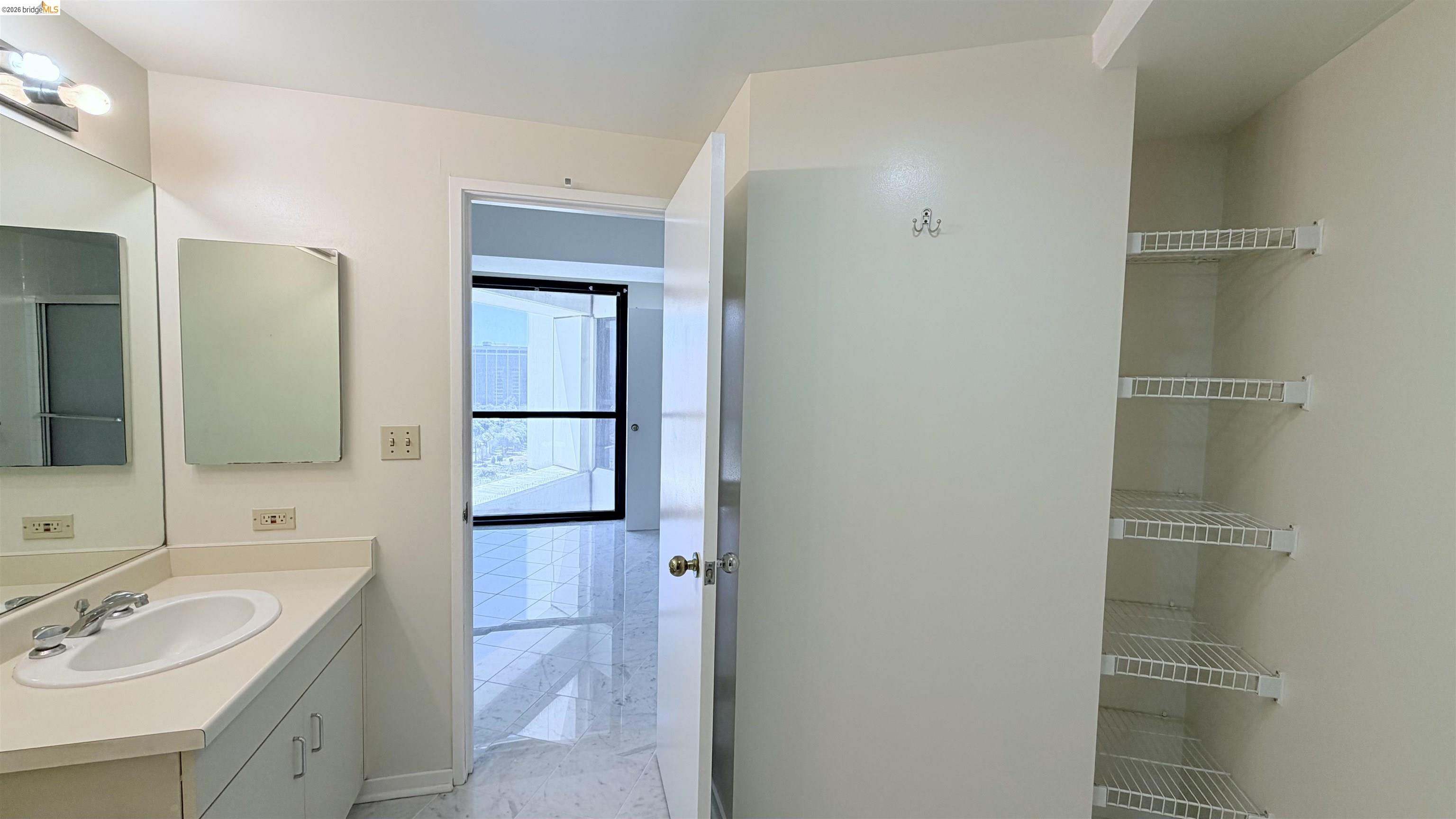 Photo #22: 41137497 Listing: Photo #22