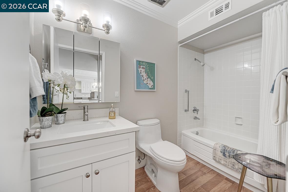 Photo #12: 41137501 Listing: Photo #12