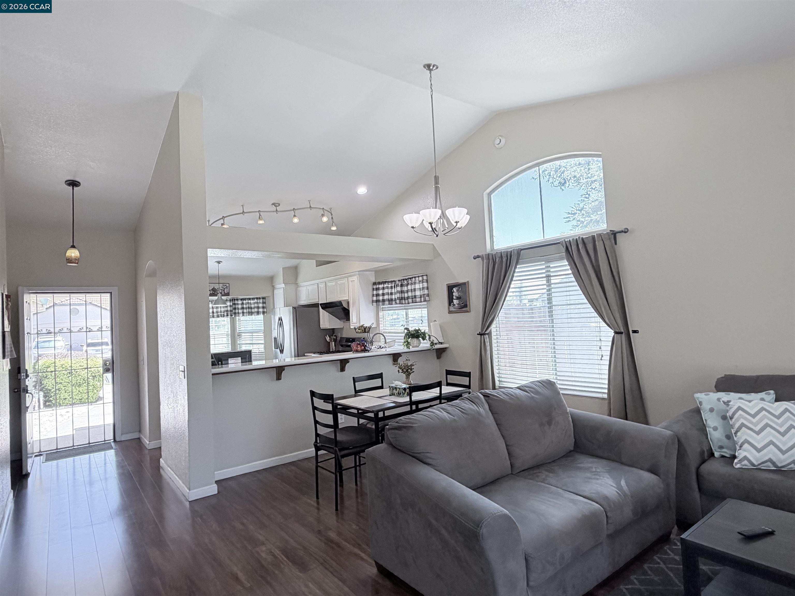 8551 Summer Knoll Way, Elk Grove CA 95624 — photo 33