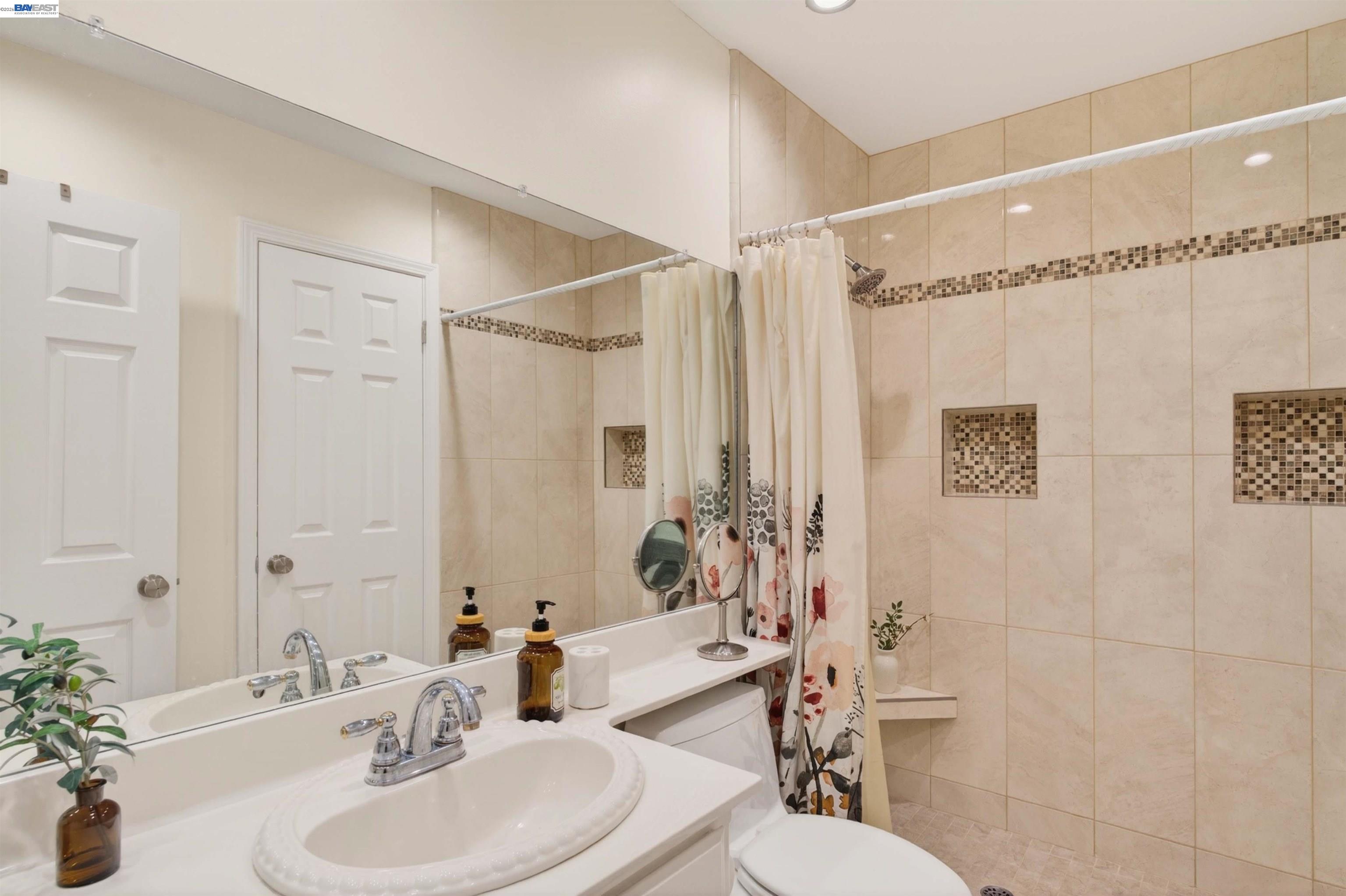 Photo #46: 41137511 Listing: Photo #46
