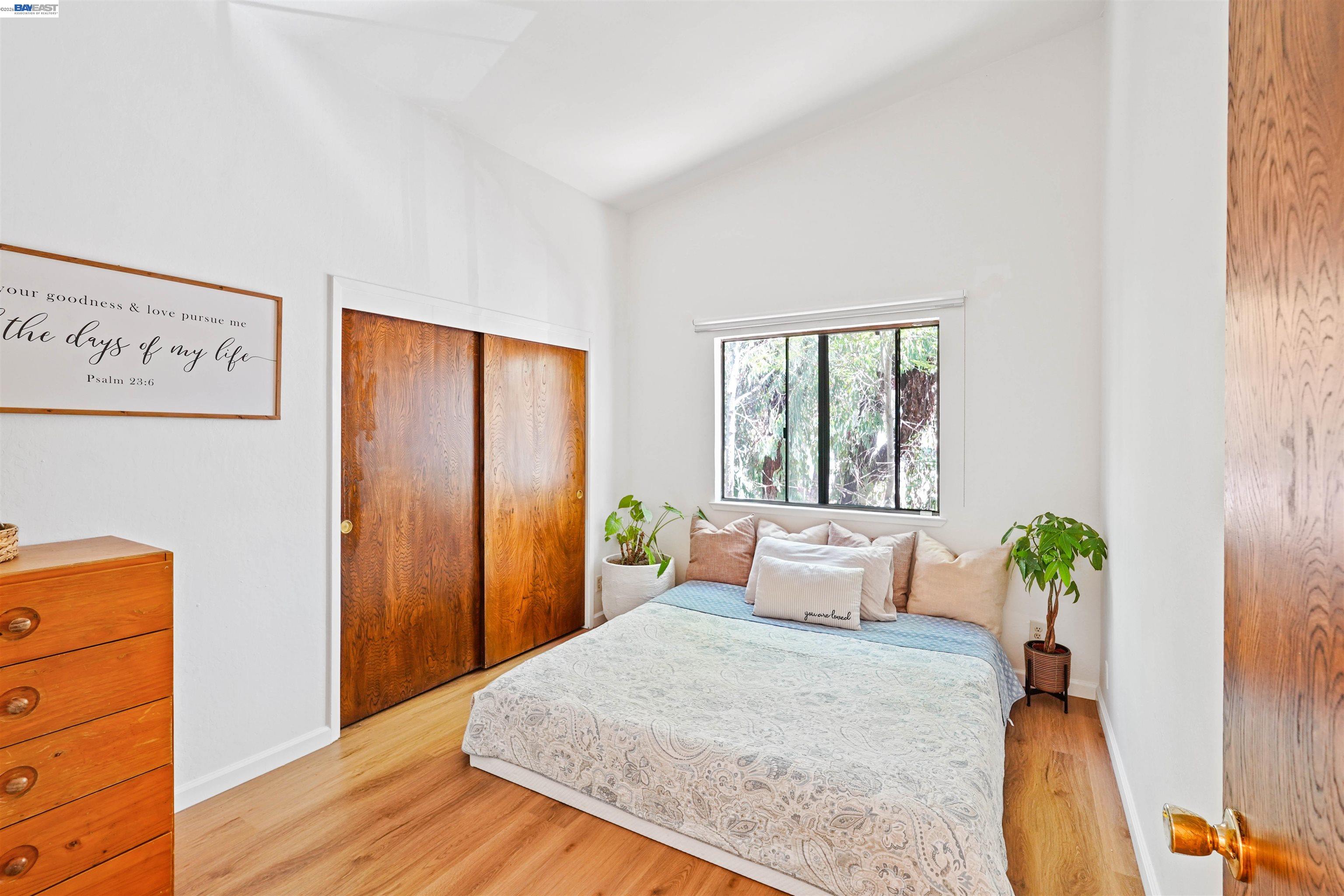 Photo #15: 41137519 Listing: Photo #15