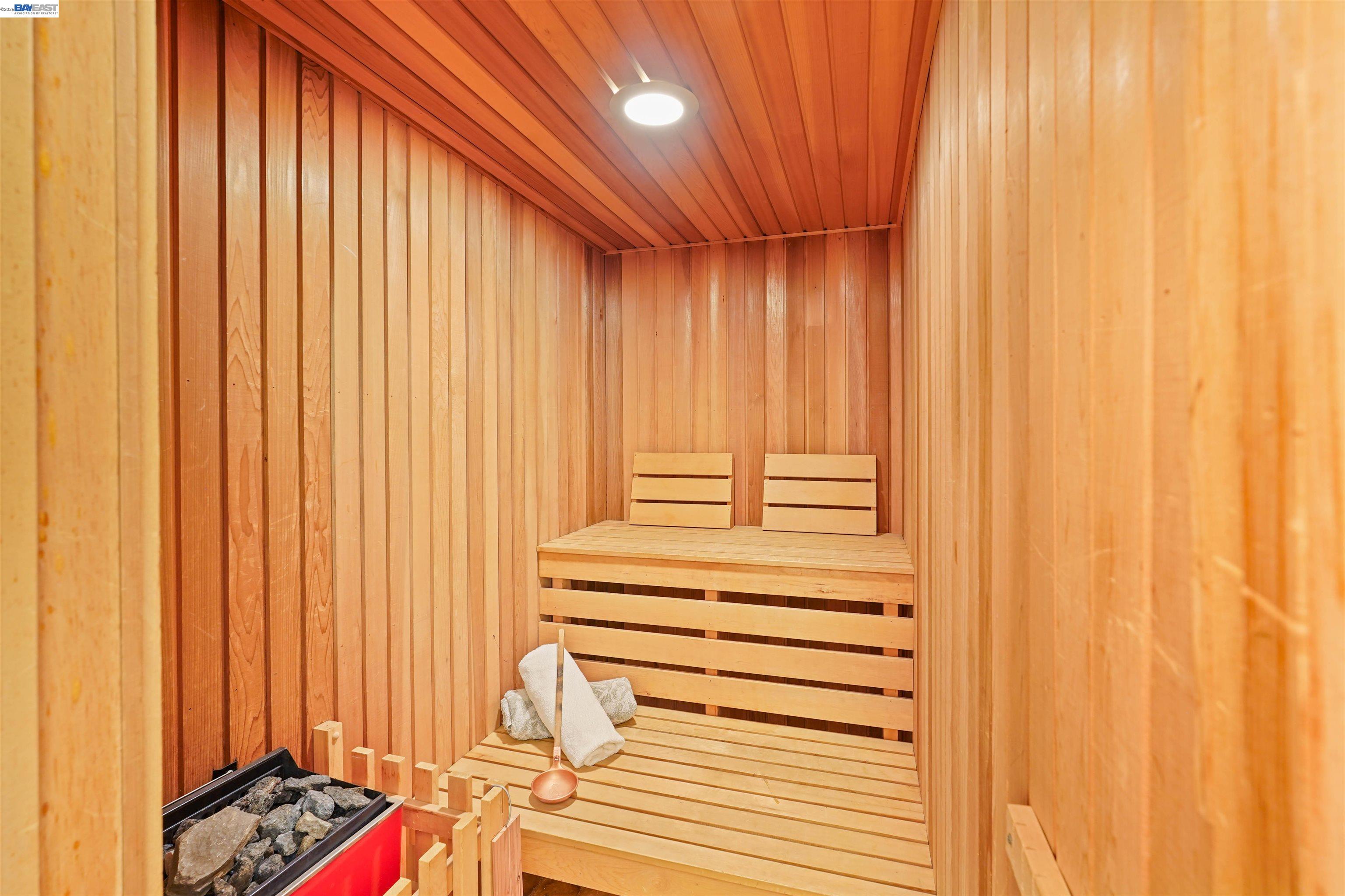 Photo #24: 41137519 Listing: Photo #24