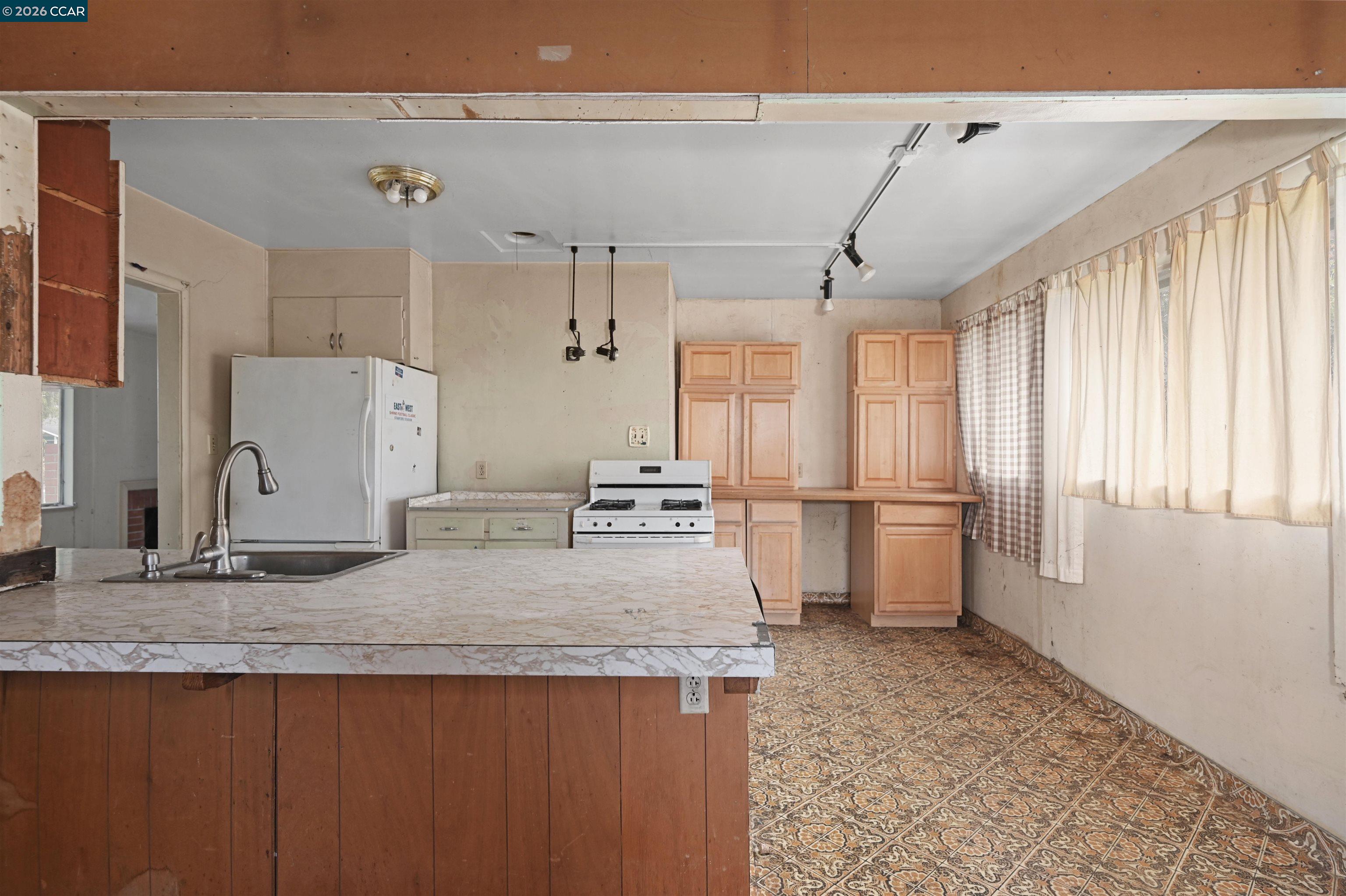 107 Adria Dr, Pleasant Hill CA 94523 — photo 9