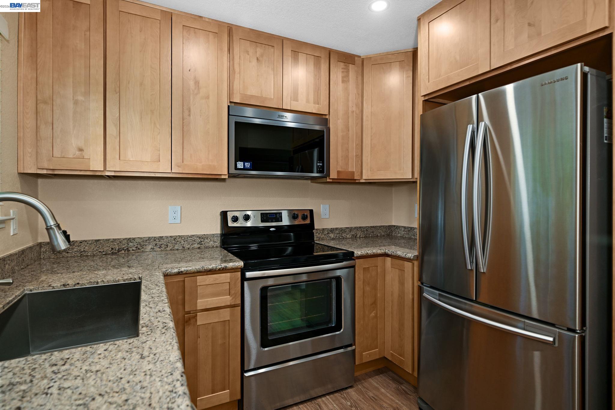 Photo #4: 41137533 Listing: Photo #4