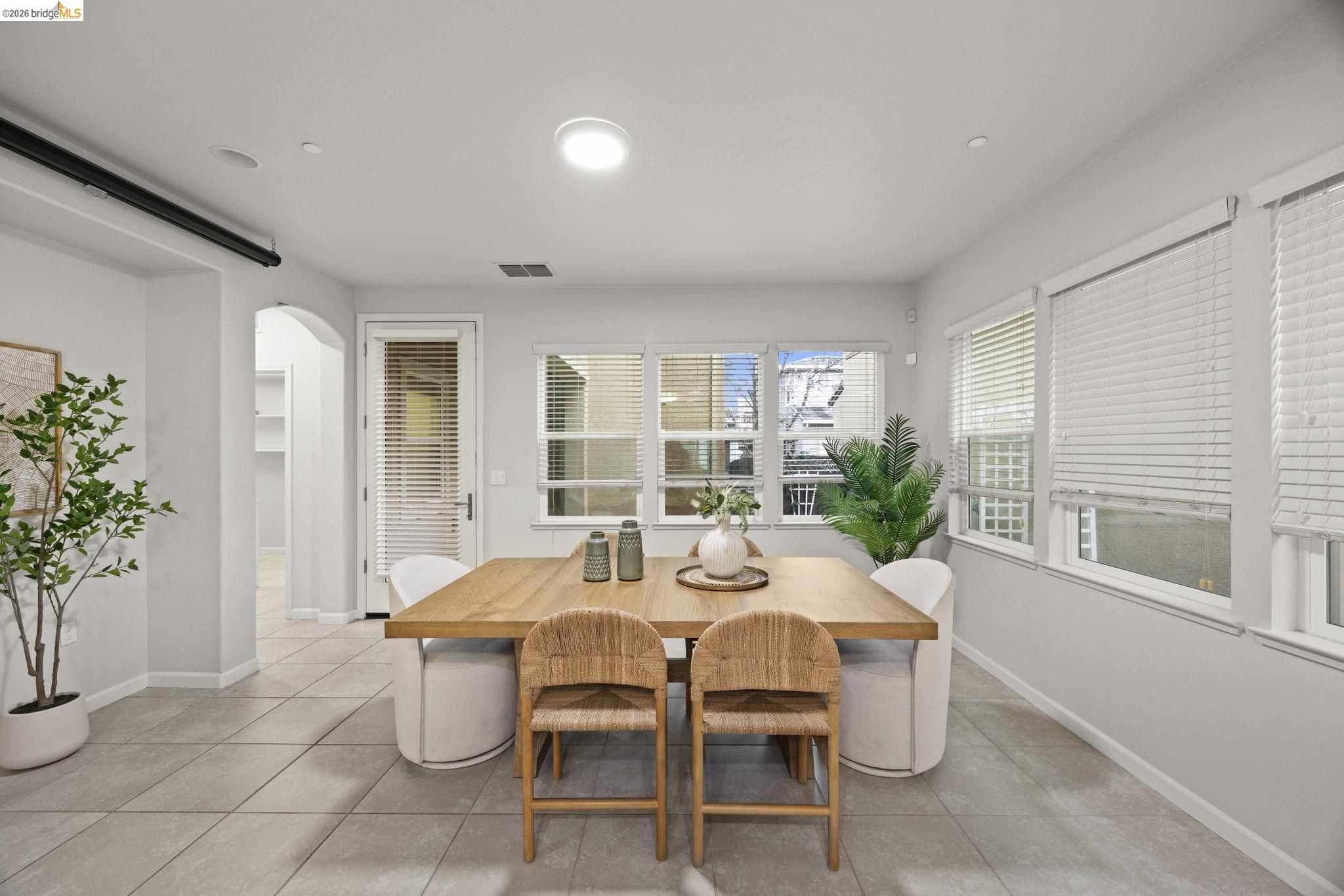 708 N Marquis Way, Mountain House CA 95391 — photo 10