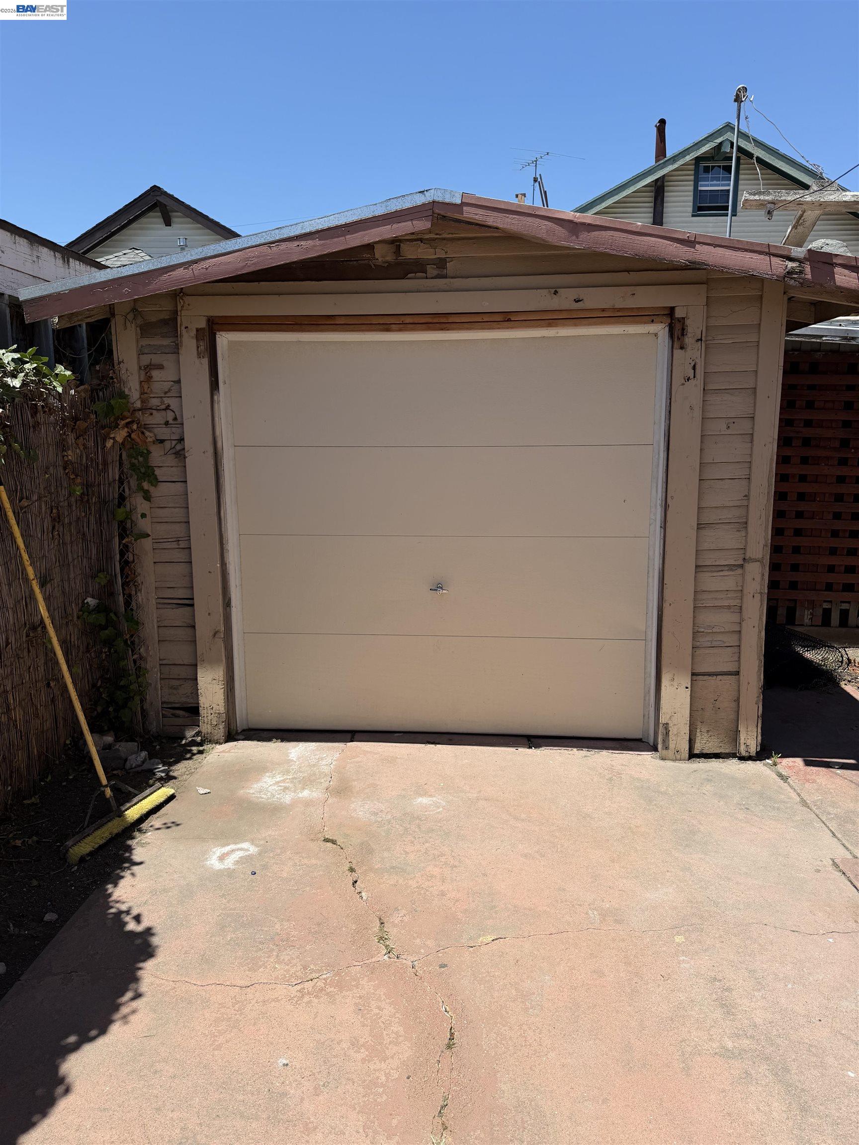 1363 61st Ave, Oakland CA 94621 — photo 8