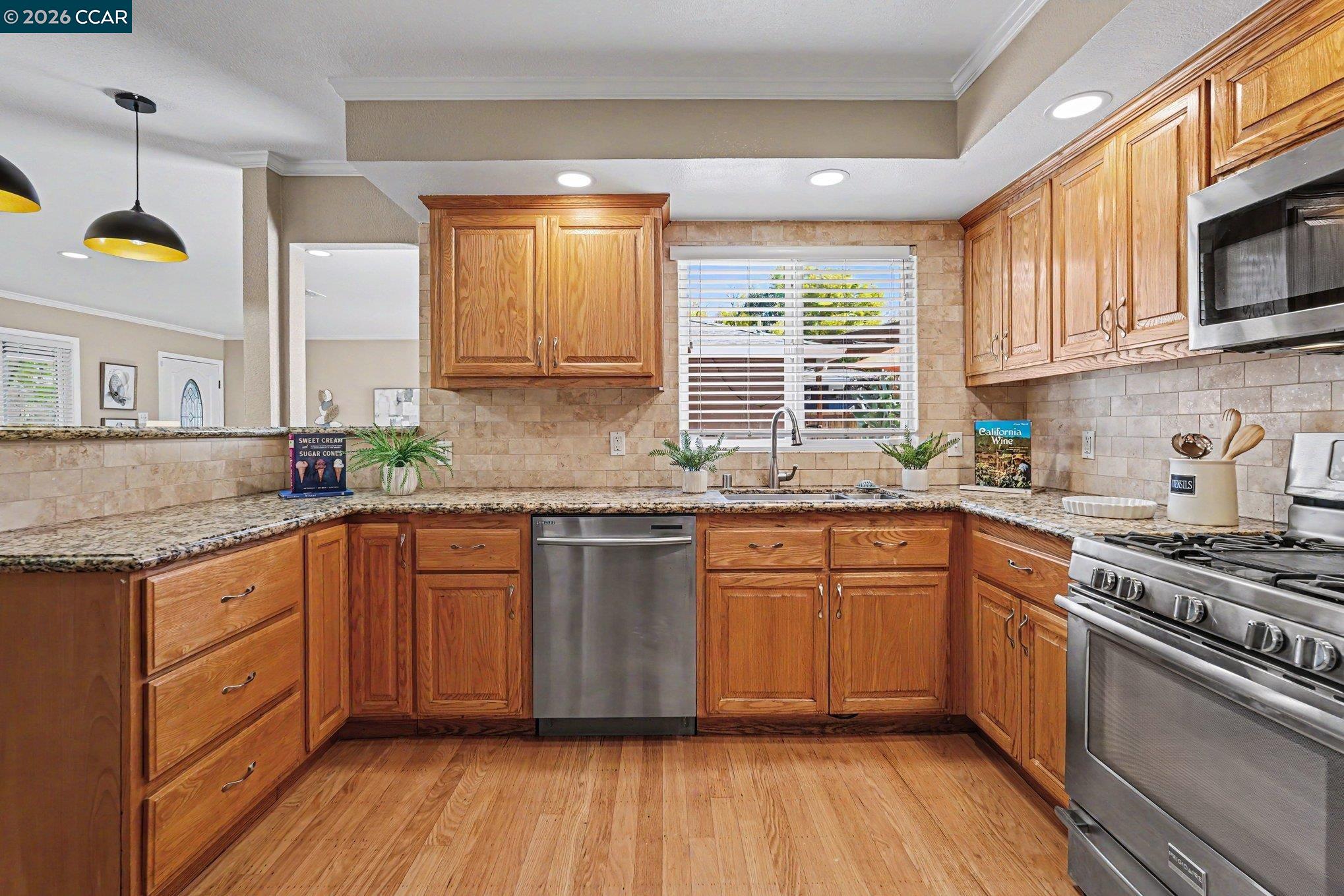 1360 Grove Way, Concord CA 94518 — photo 10