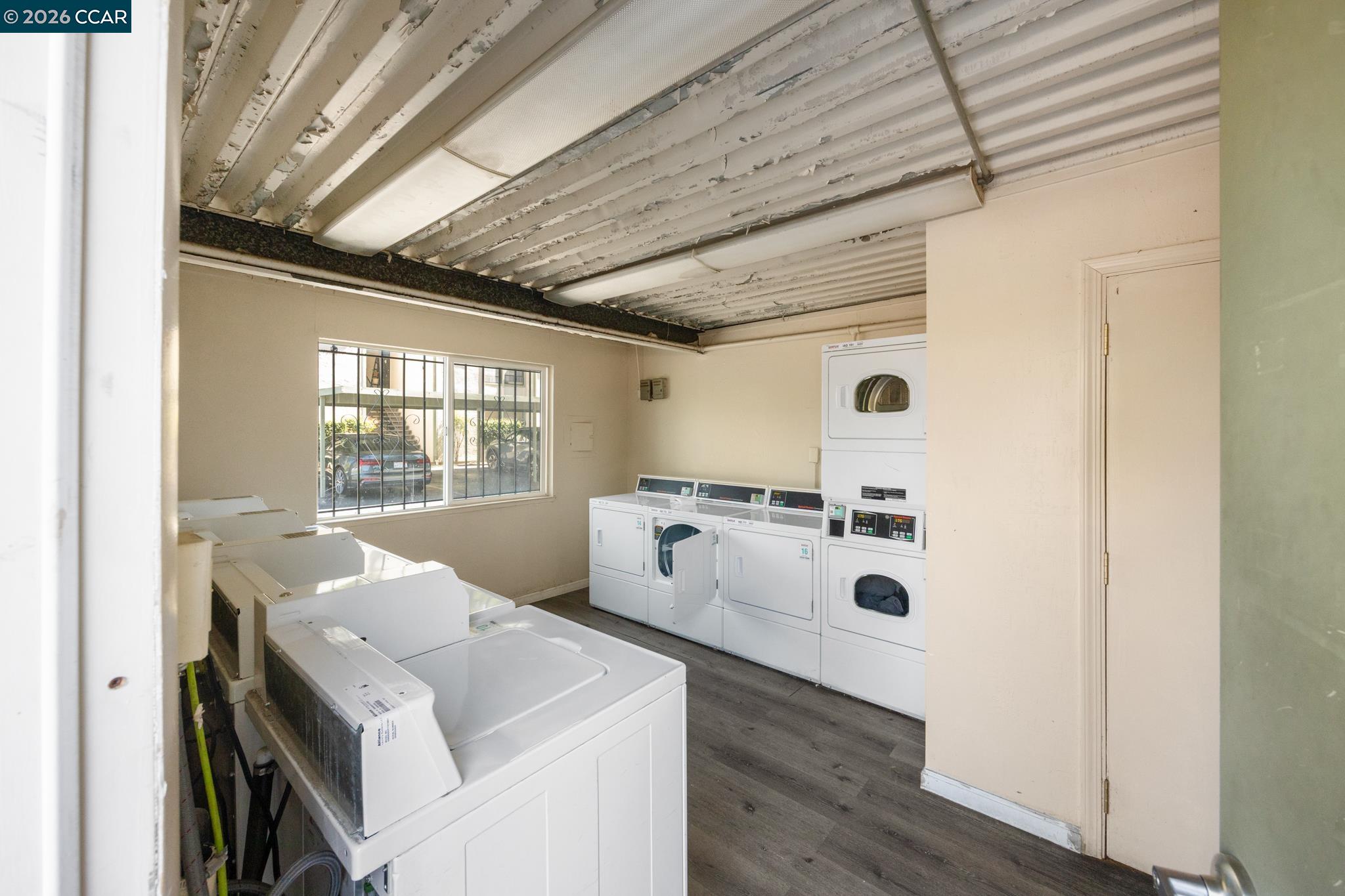 Photo #23: 41137551 Listing: Photo #23