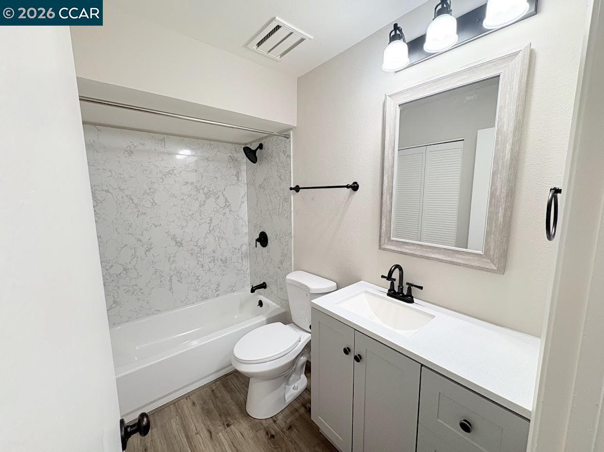 Photo #13: 41137553 Listing: Photo #13
