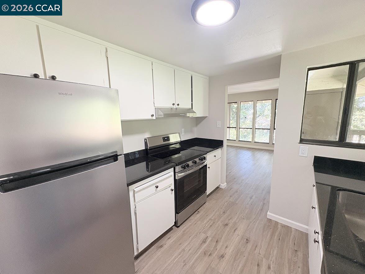 Photo #5: 41137553 Listing: Photo #5