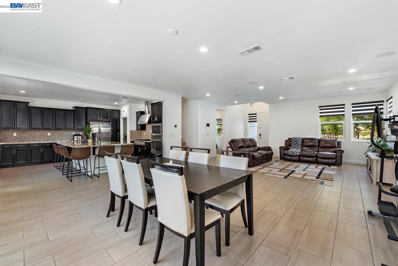 232 E Ramsey Dr, Mountain House CA 95391 — photo 23