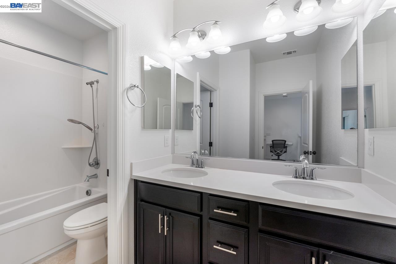 232 E Ramsey Dr, Mountain House CA 95391 — photo 40