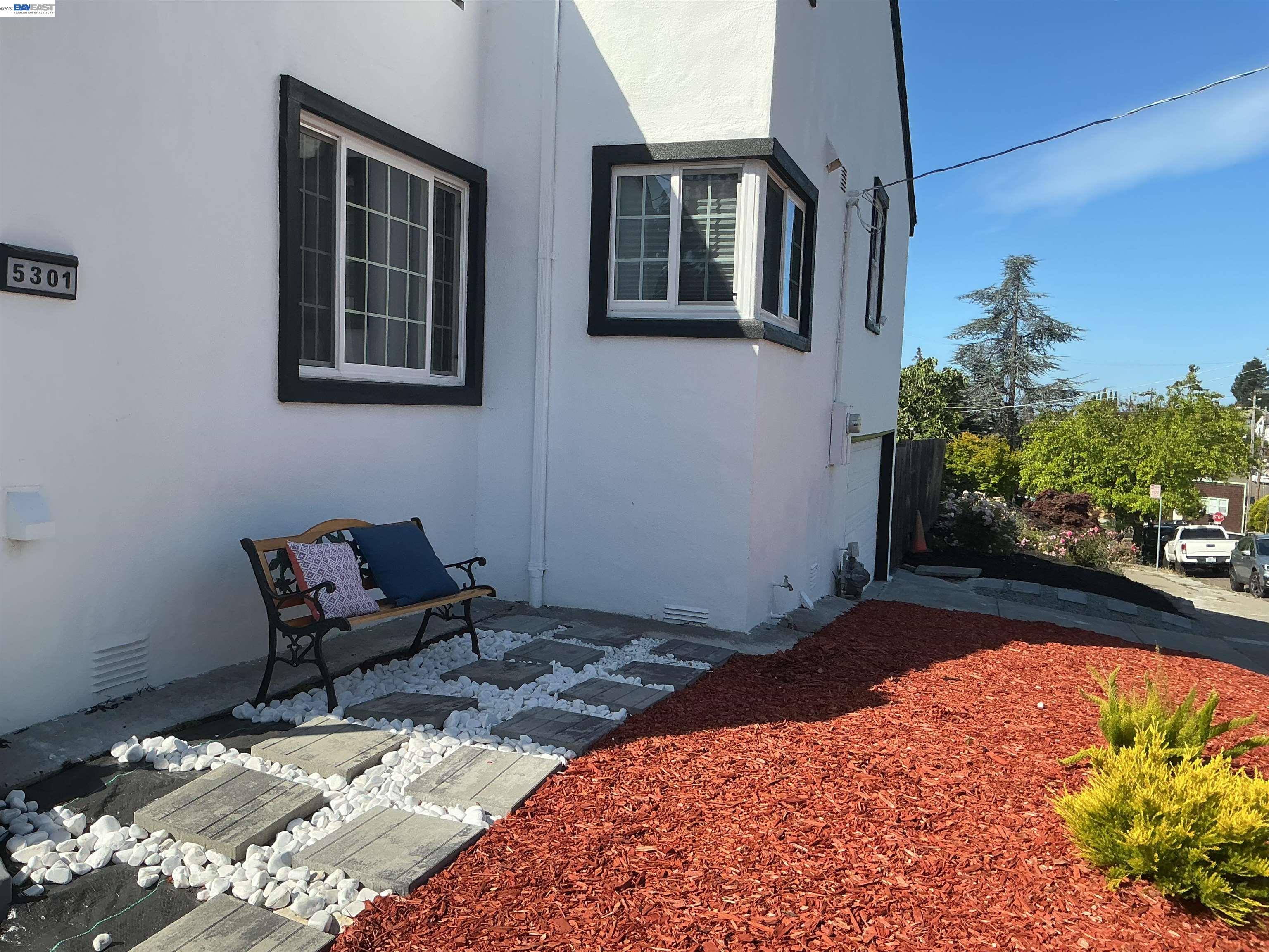 5301 Brann ST, Oakland CA 94619 — photo 15