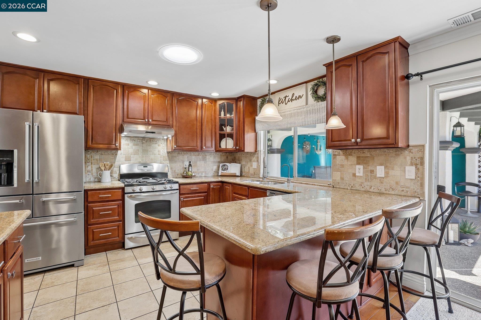 36874 Laurel St, Newark CA 94560 — photo 3