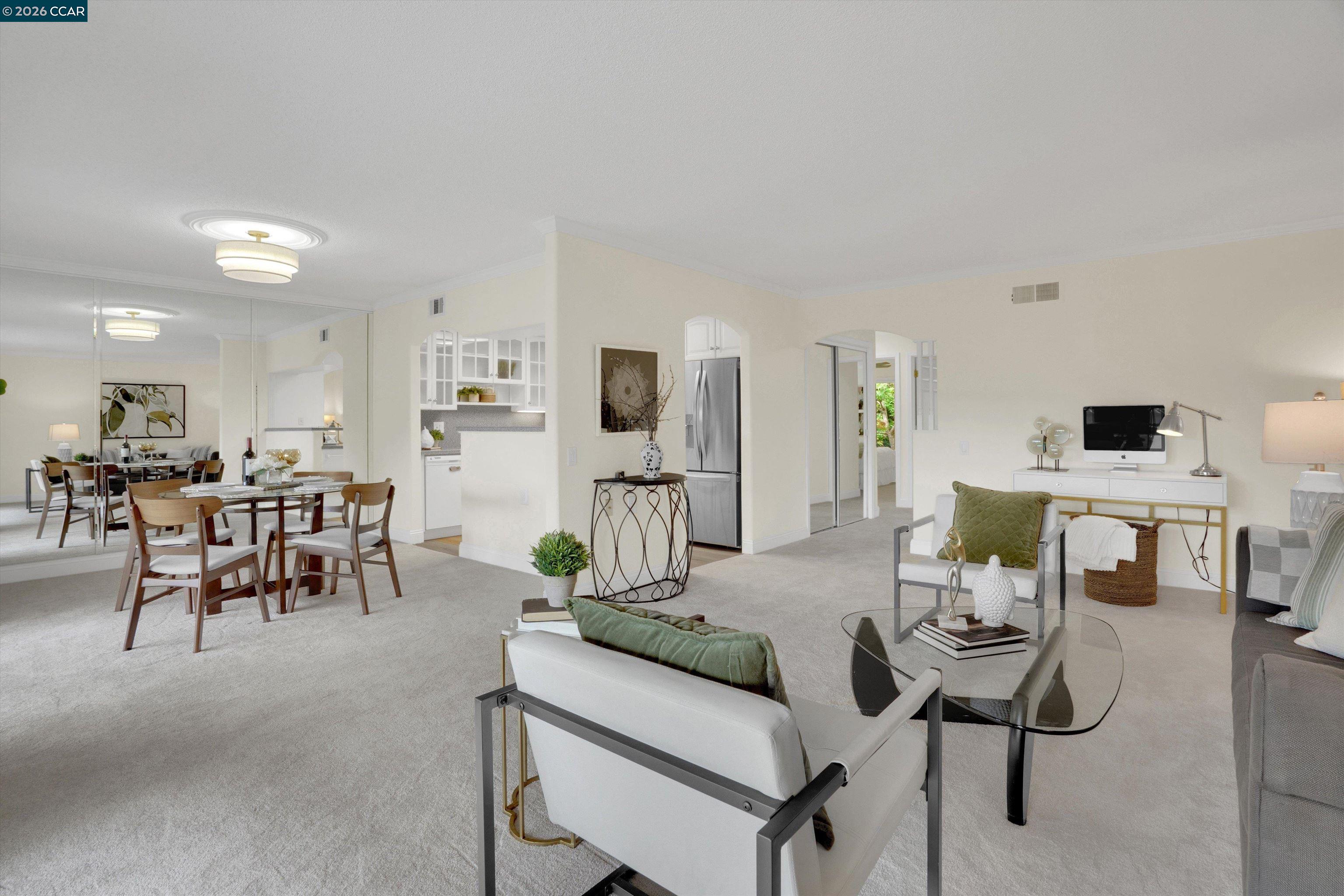 Photo #2: 41137597 Listing: Photo #2