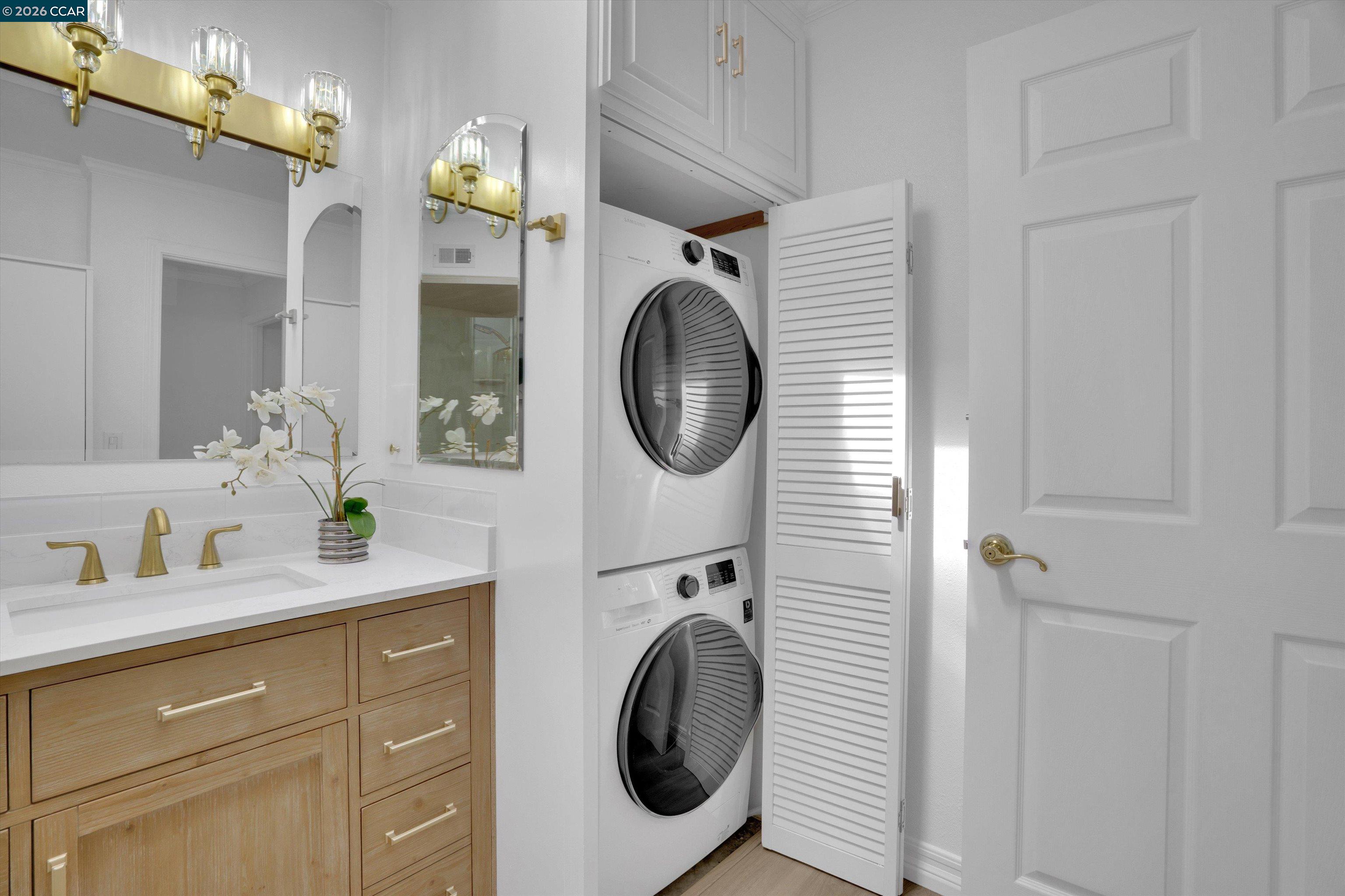 Photo #3: 41137597 Listing: Photo #3