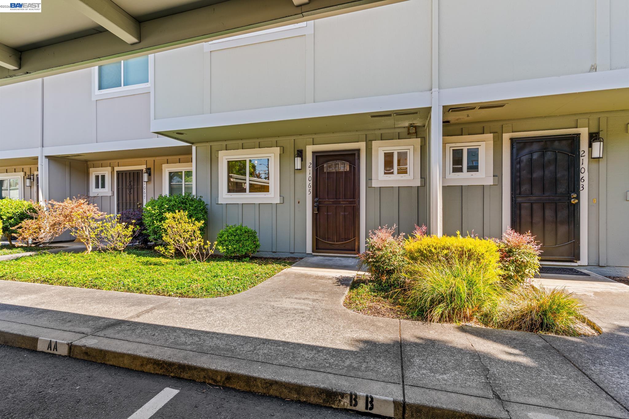 Photo #1: 41137607 Listing: Photo #1