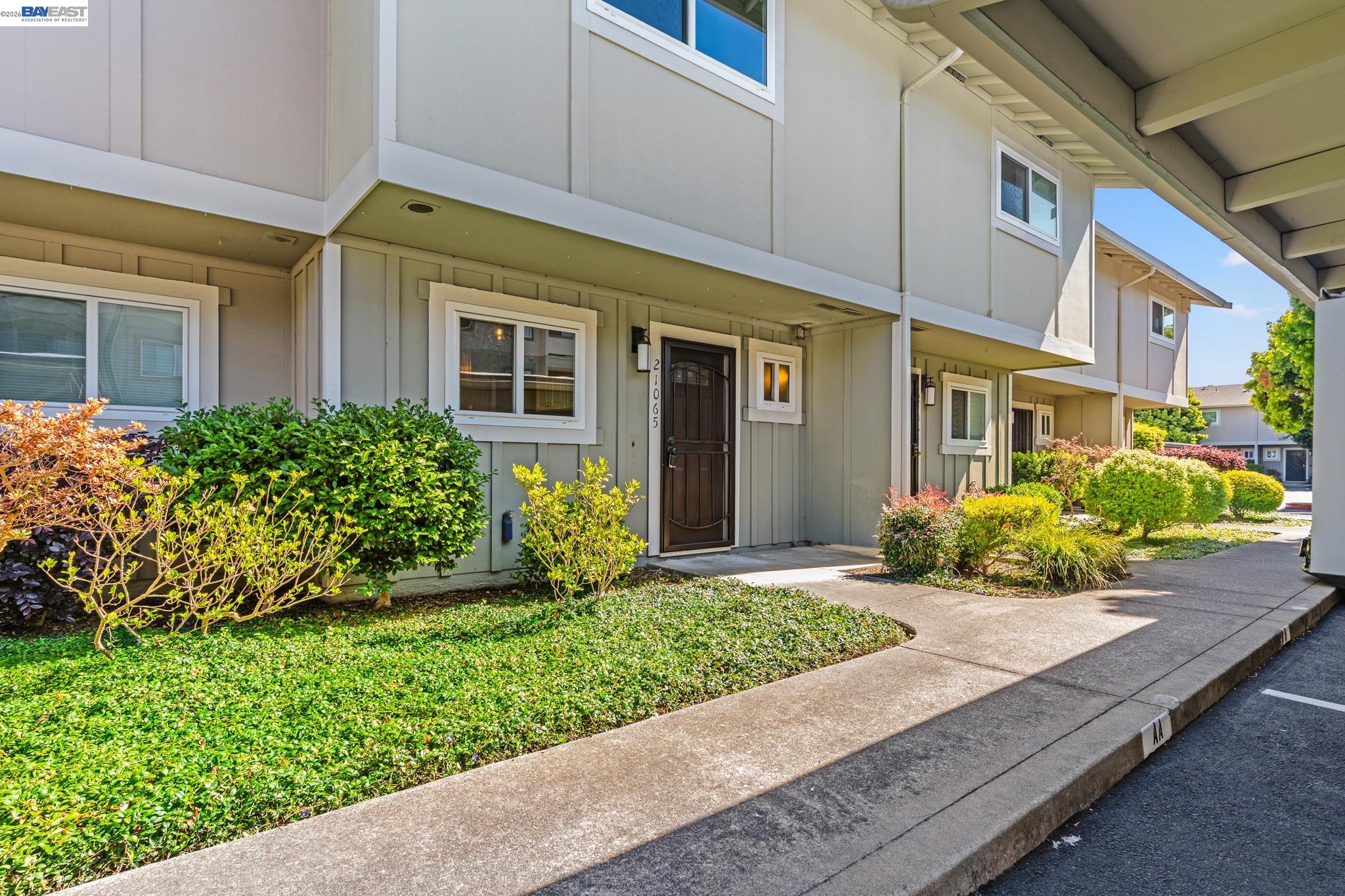 Photo #2: 41137607 Listing: Photo #2