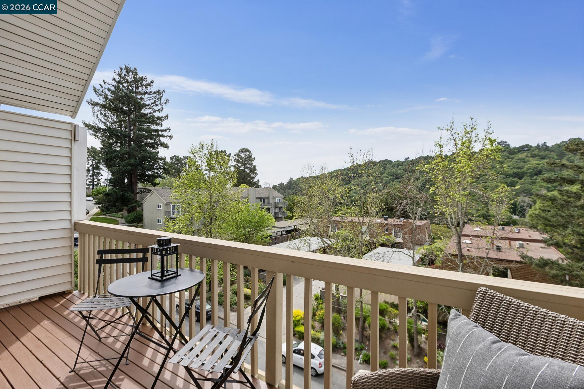 Photo #8: 41137643 Listing: Photo #8