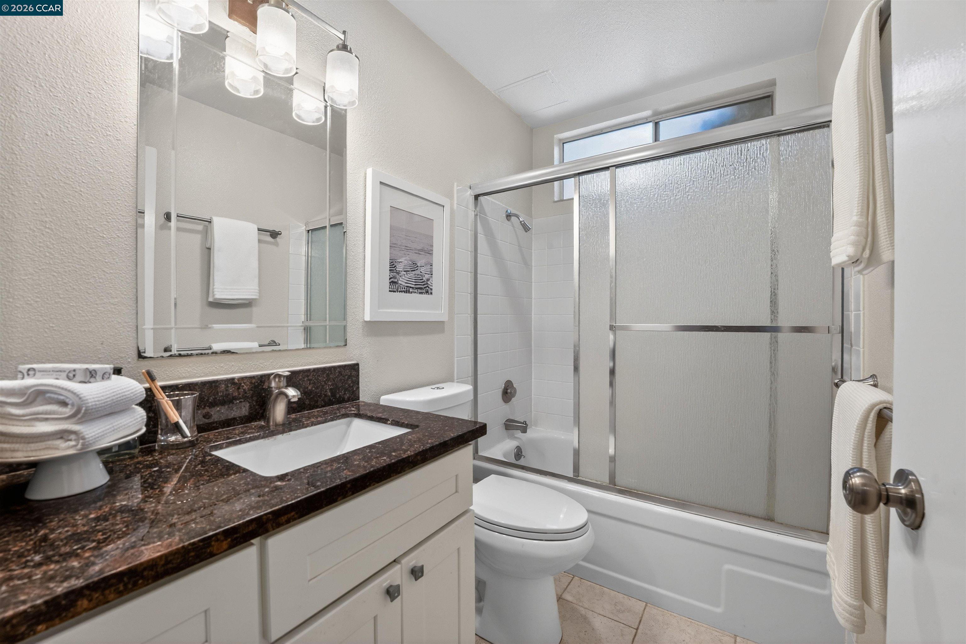 Photo #32: 41137649 Listing: Photo #32