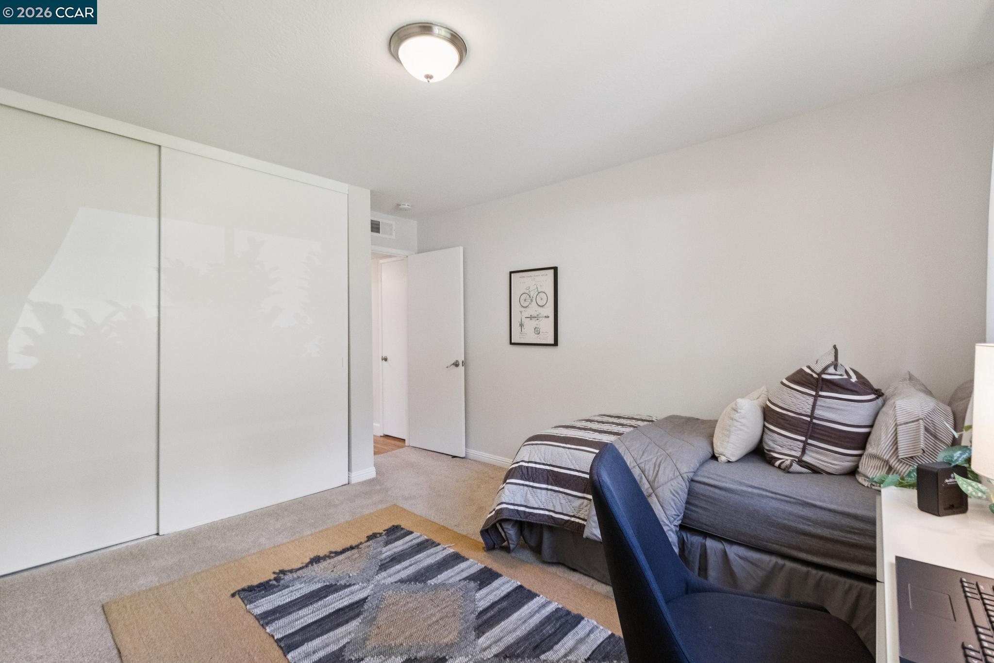 Photo #17: 41137651 Listing: Photo #17