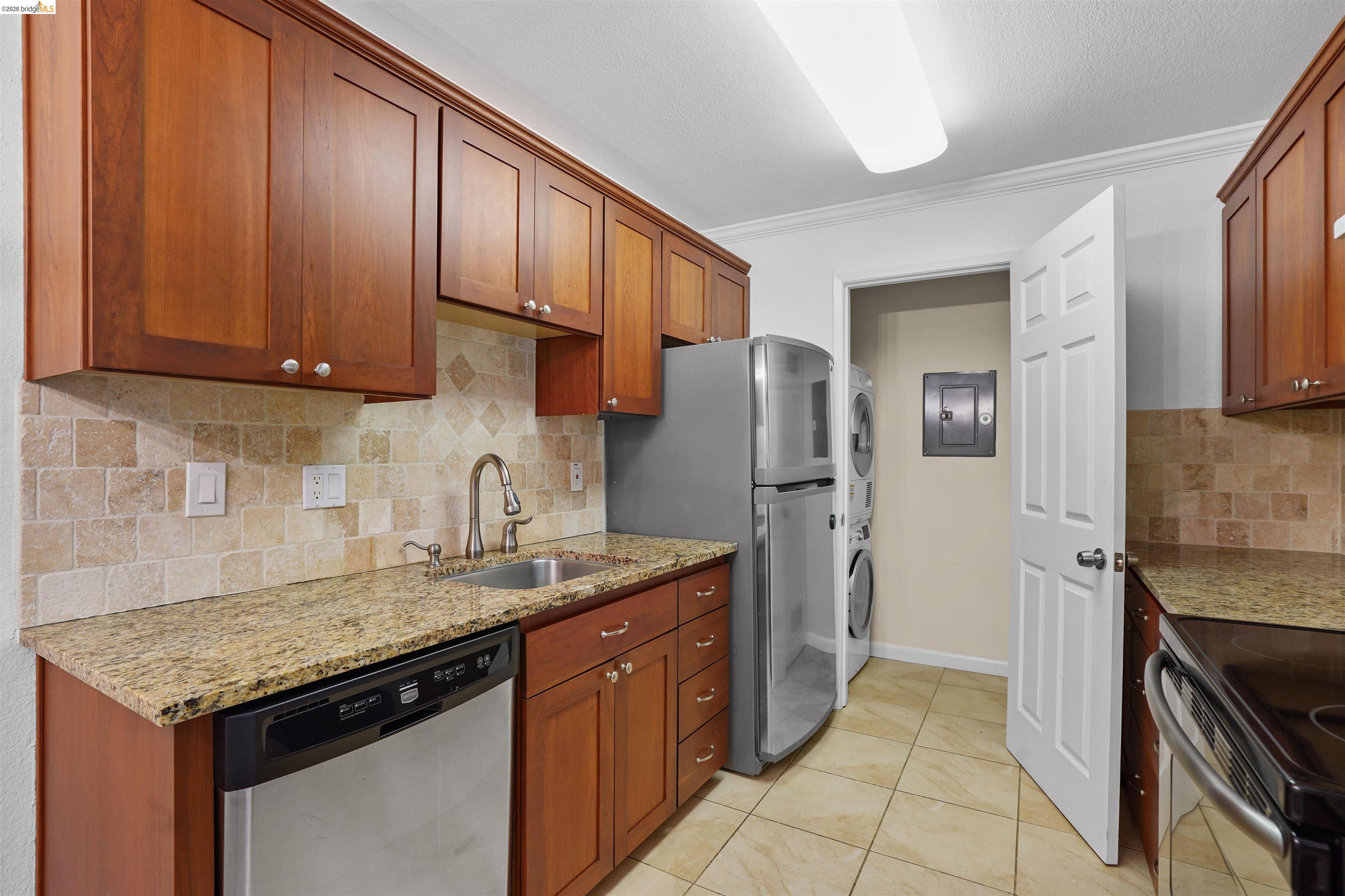 Photo #14: 41137661 Listing: Photo #14