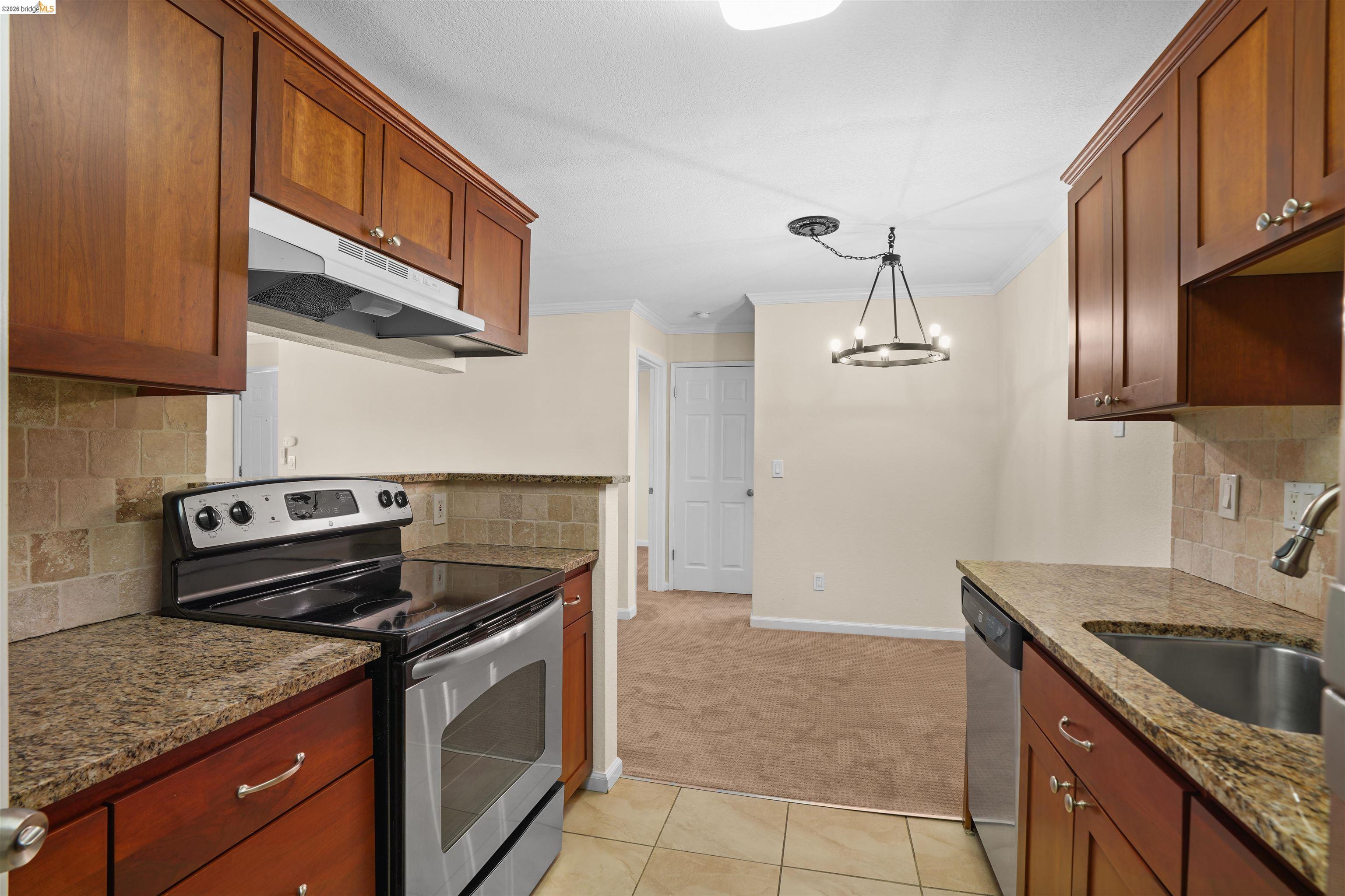 Photo #16: 41137661 Listing: Photo #16