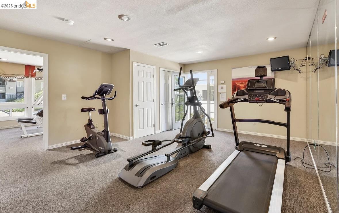 Photo #6: 41137661 Listing: Photo #6