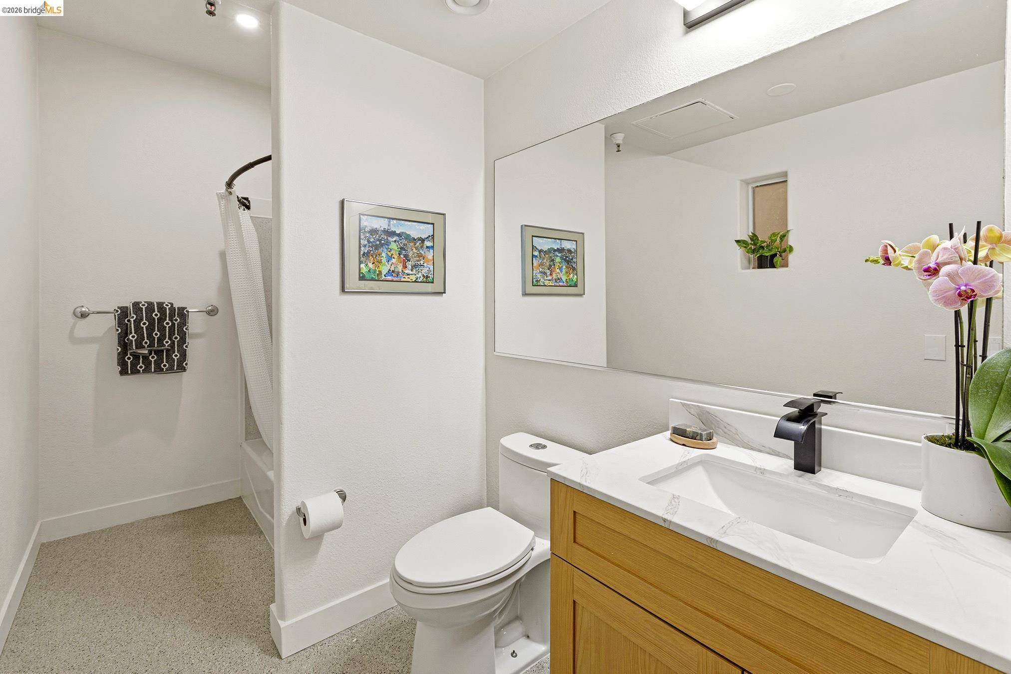 Photo #16: 41137664 Listing: Photo #16