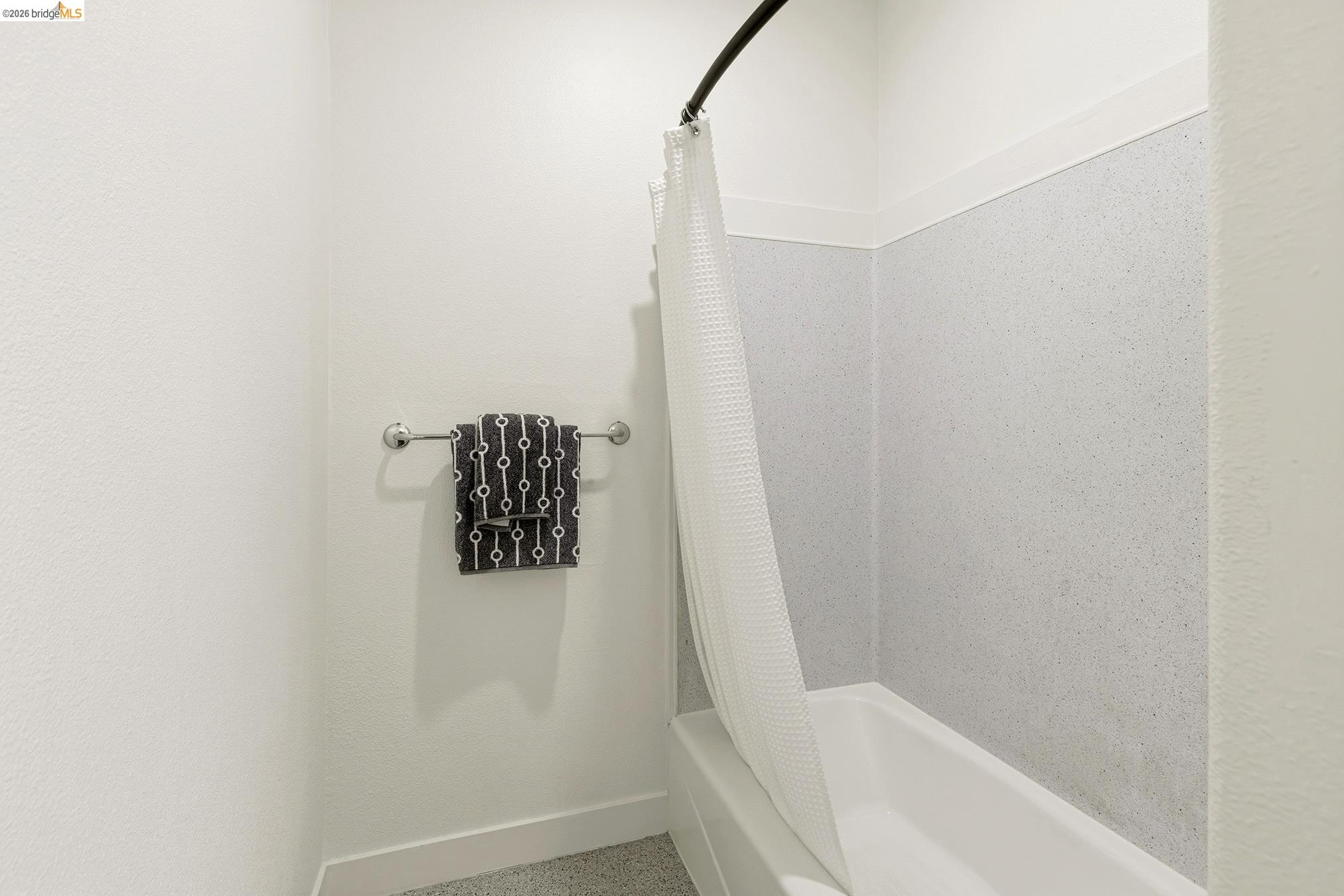 Photo #19: 41137664 Listing: Photo #19