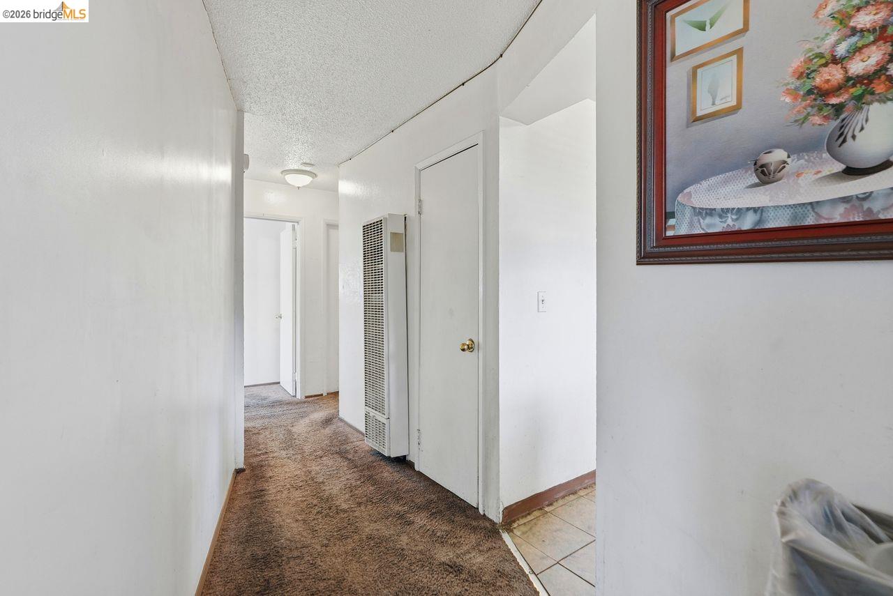 933 41St St, Oakland CA 94608 — photo 19