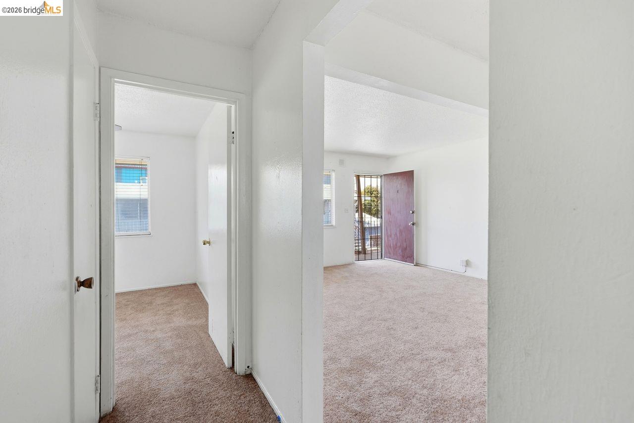933 41St St, Oakland CA 94608 — photo 44