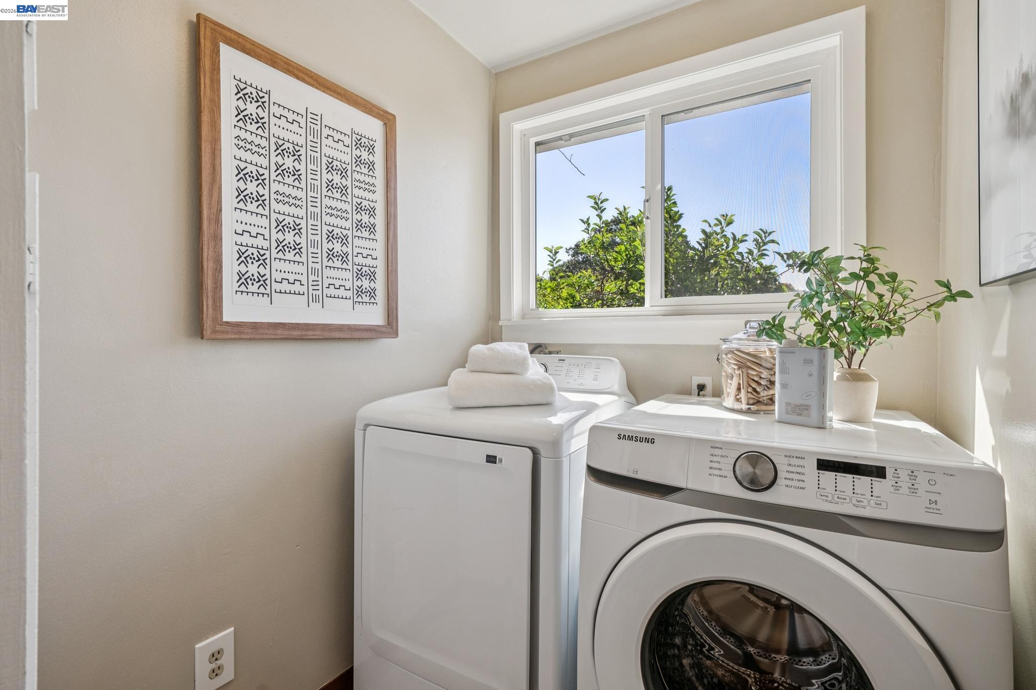 2452 Potomac St, Oakland CA 94602 — photo 17