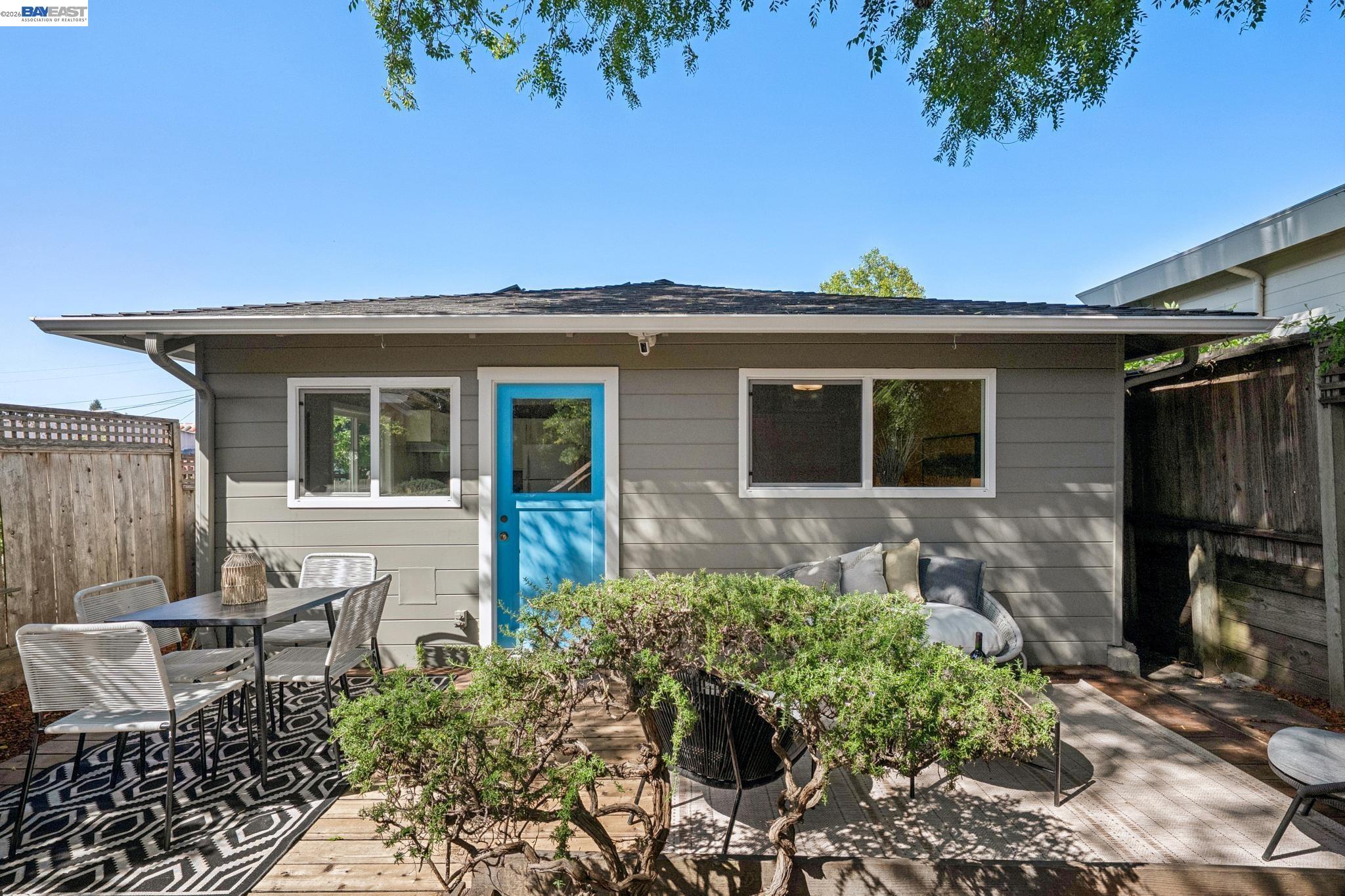 2452 Potomac St, Oakland CA 94602 — photo 32