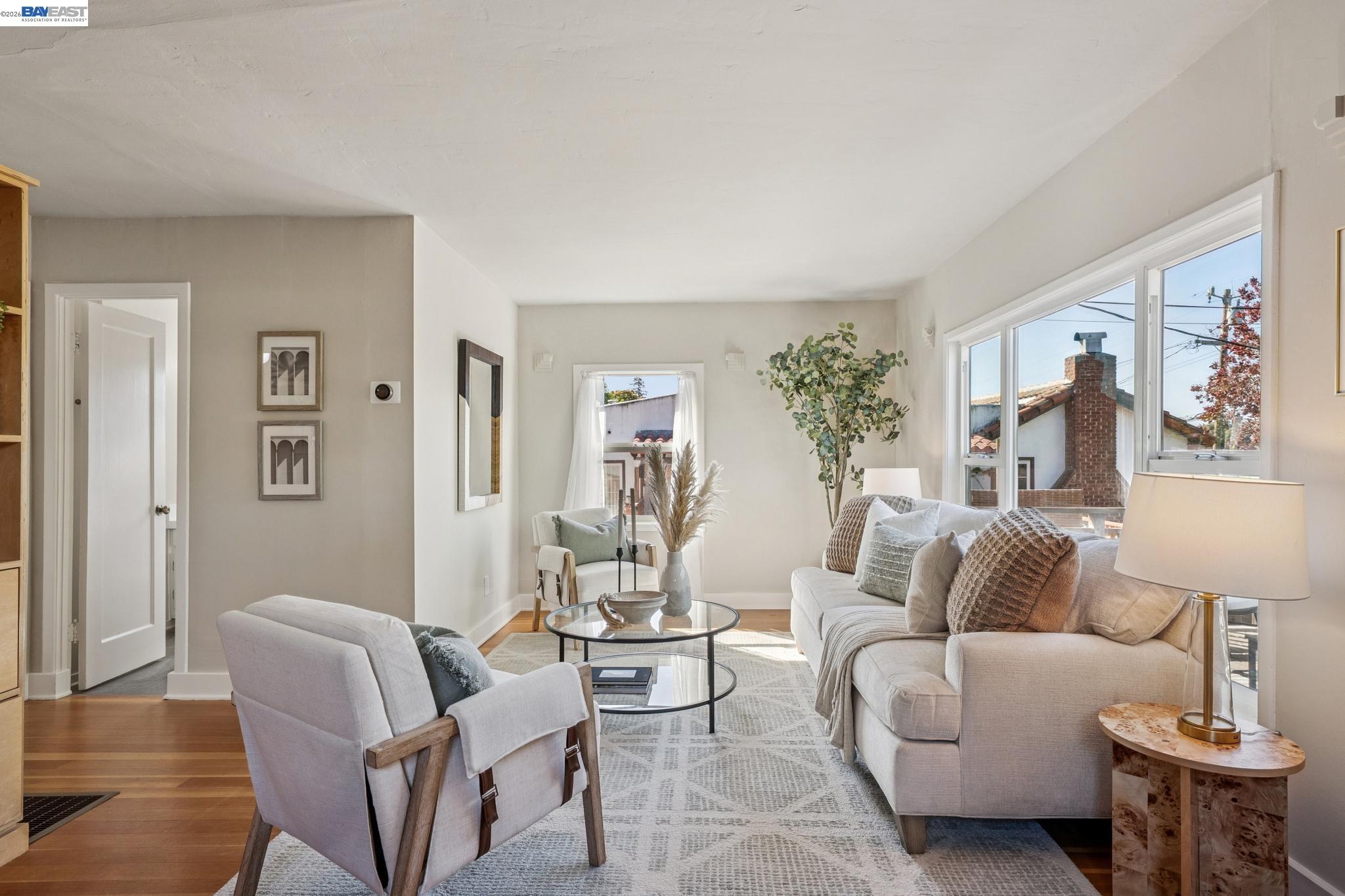 2452 Potomac St, Oakland CA 94602 — photo 8