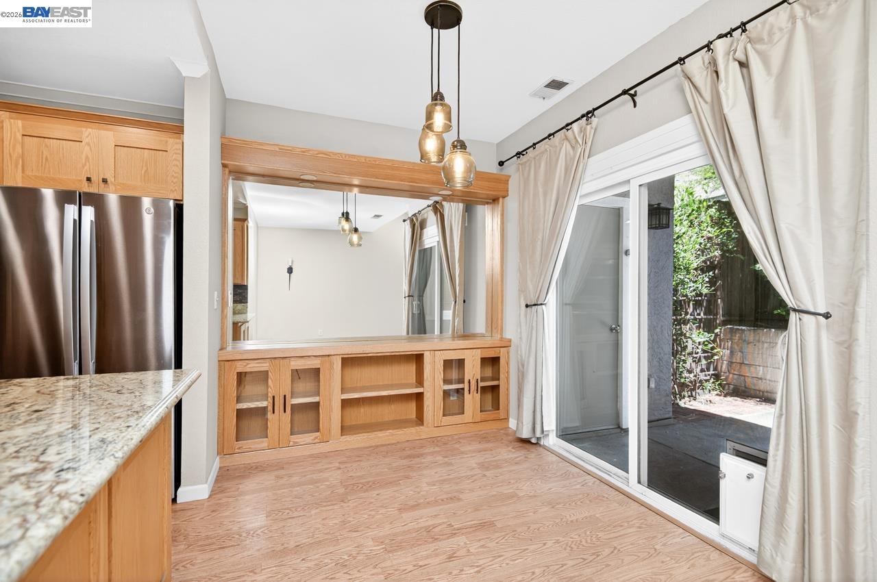 Photo #6: 41137679 Listing: Photo #6