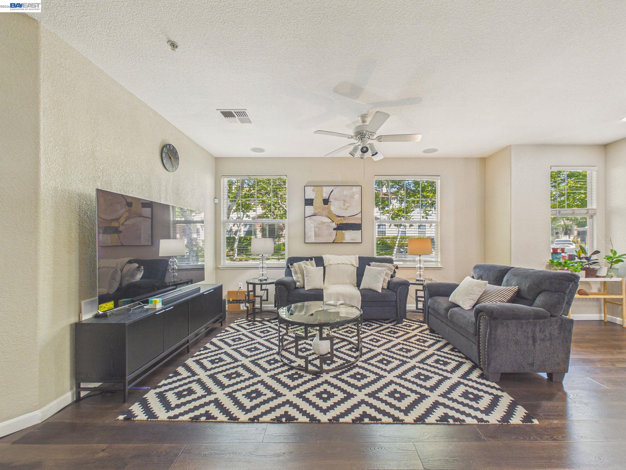 Photo #11: 41137683 Listing: Photo #11