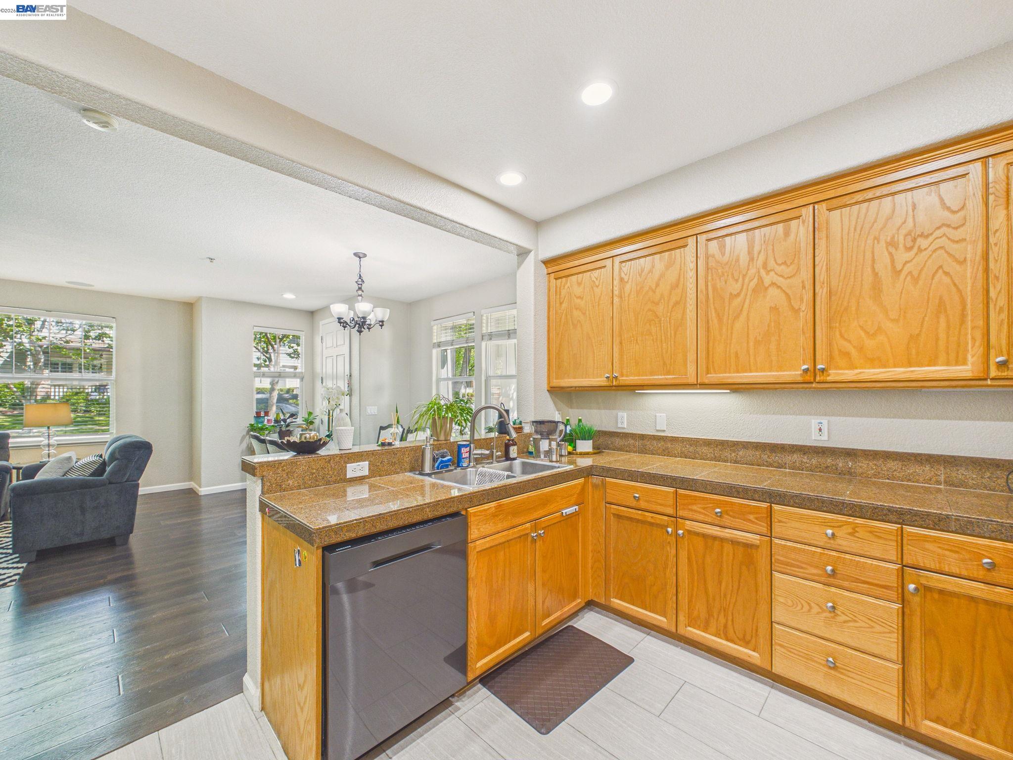 Photo #23: 41137683 Listing: Photo #23