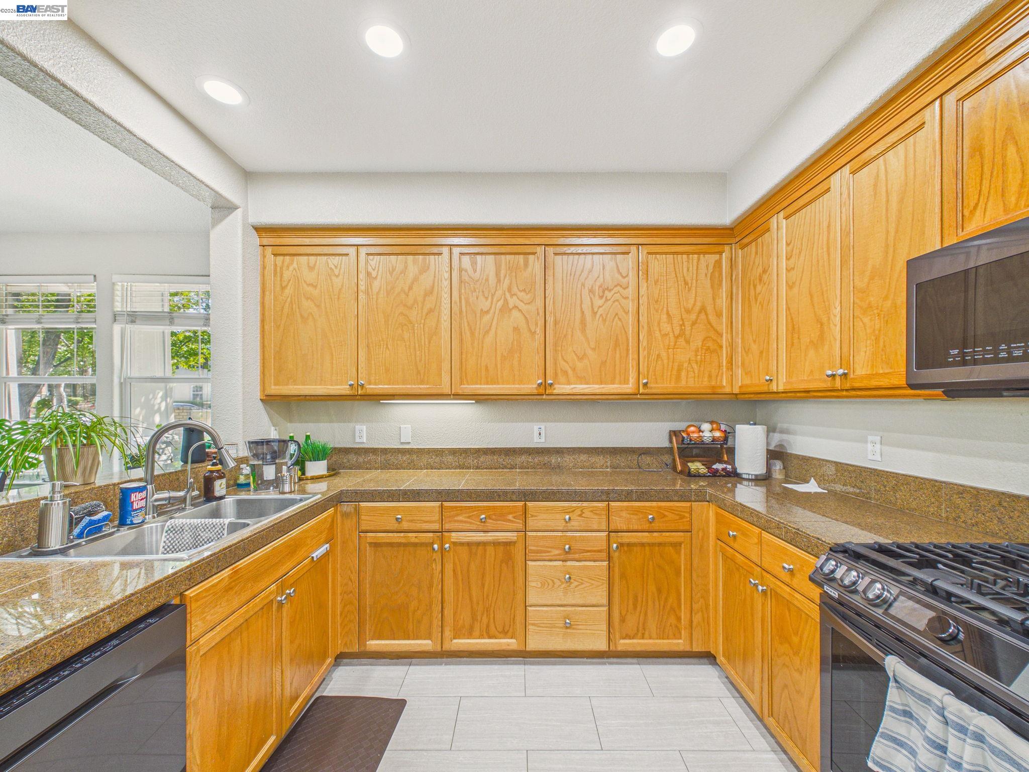 Photo #31: 41137683 Listing: Photo #31
