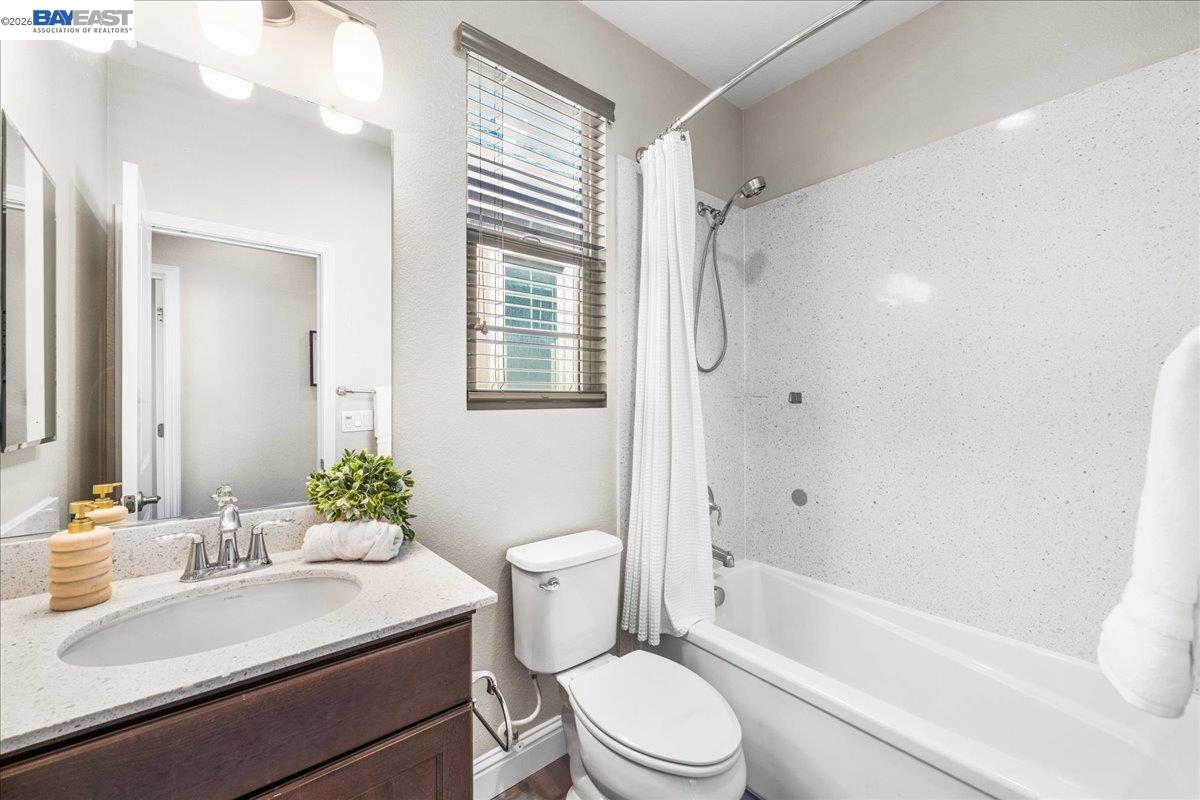 2707 Hollingbury Cmn, Livermore CA 94550 — photo 32
