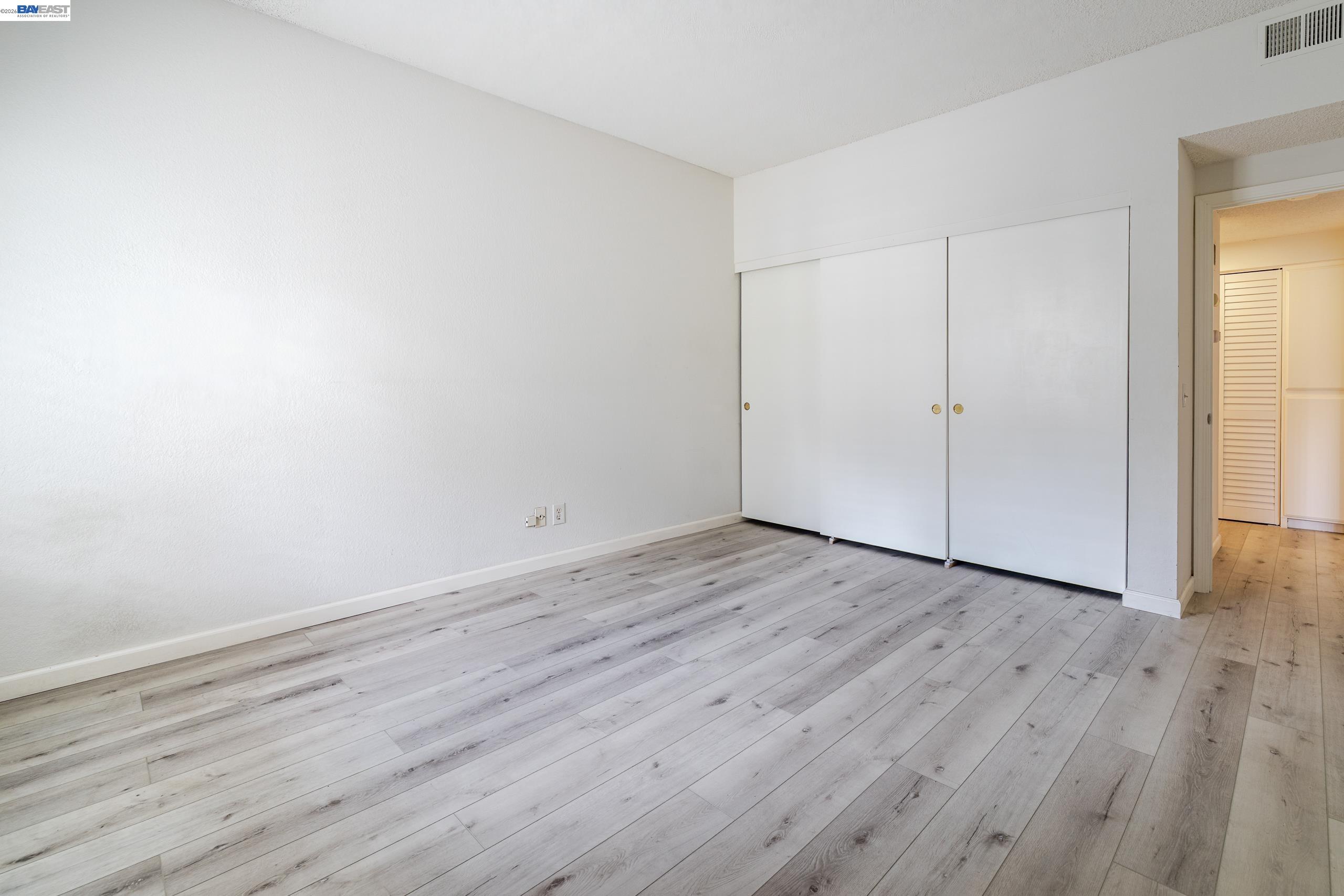 Photo #12: 41137698 Listing: Photo #12