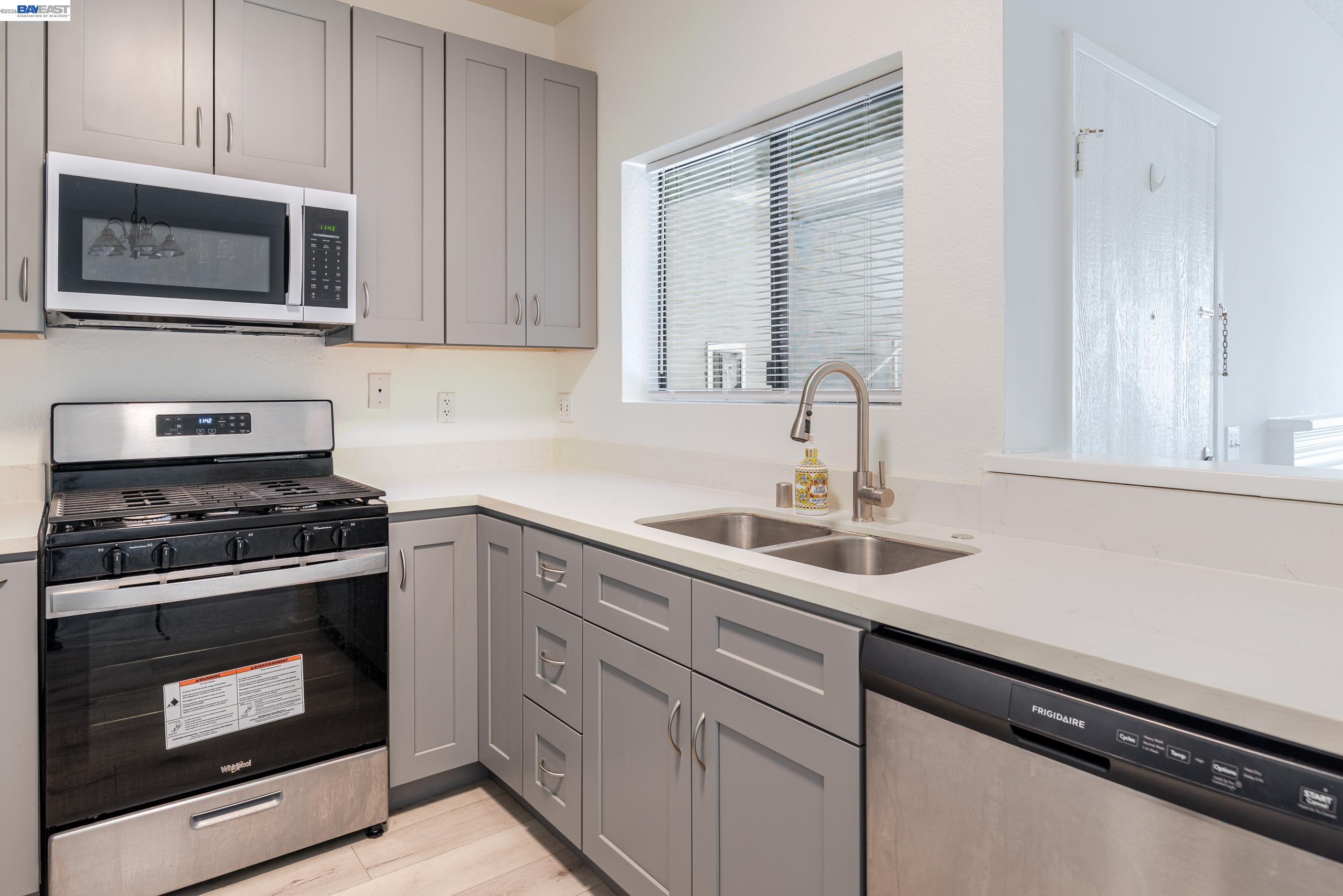 Photo #8: 41137698 Listing: Photo #8