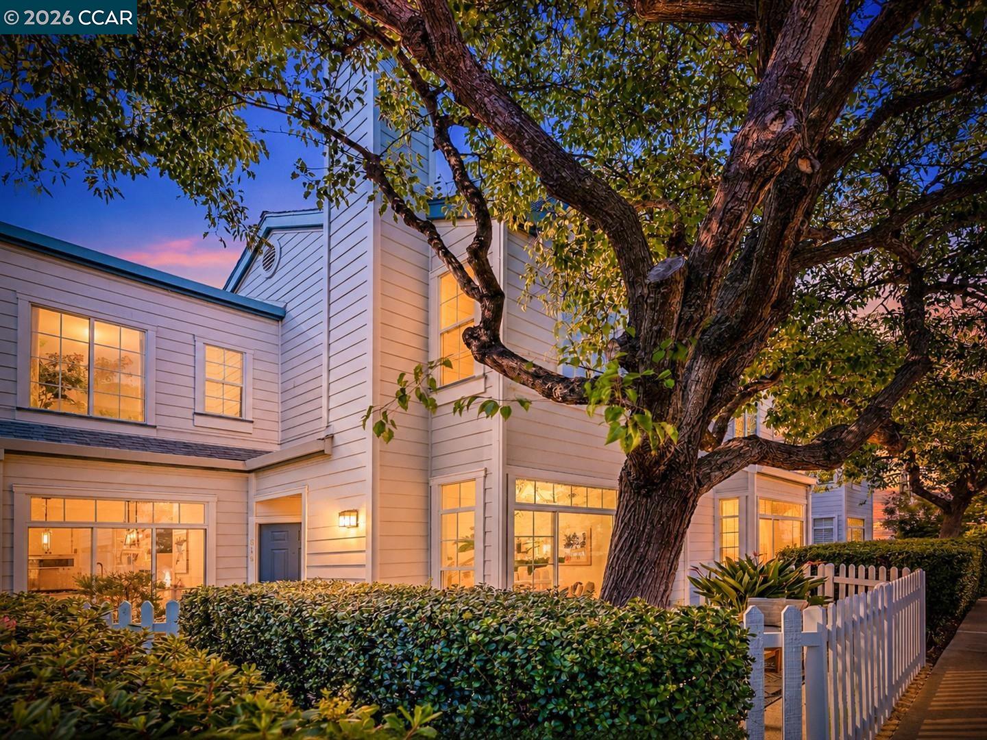 619 Commodore Dr, Richmond