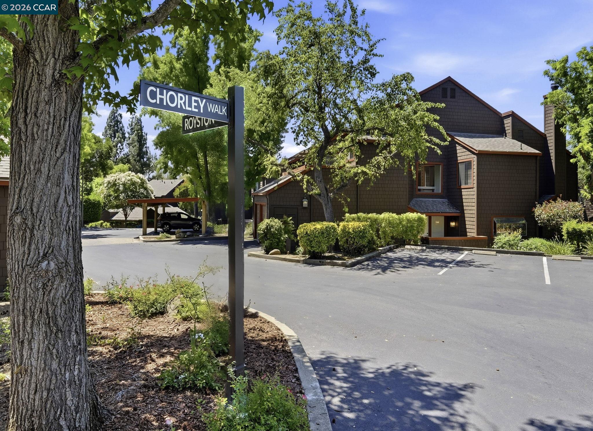 Photo #2: 41137807 Listing: Photo #2